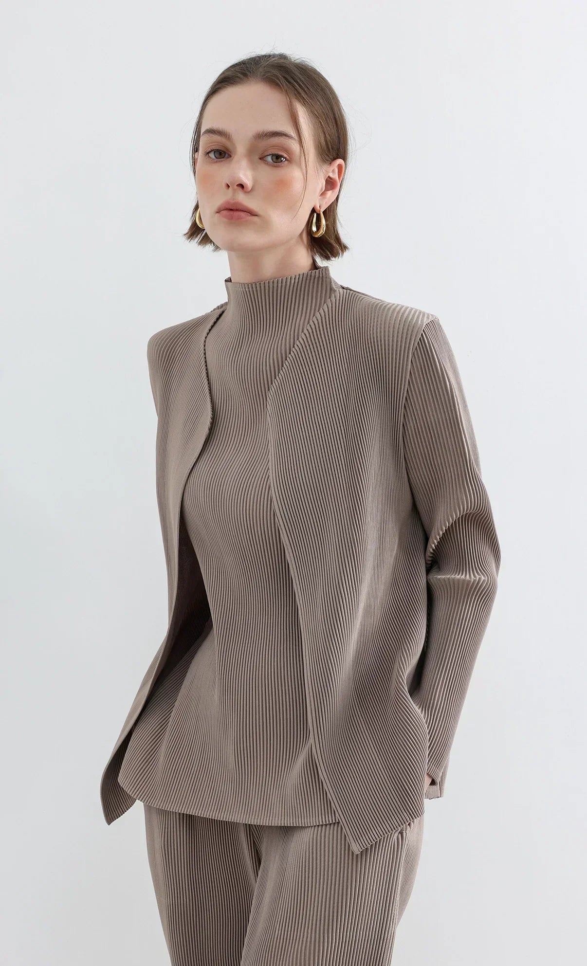 25FW: 2nd Drop ESSENTIAL ITEM
