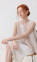 Fine flare pleated top_lightbeige