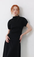 Wanna half-neck pleated top_black