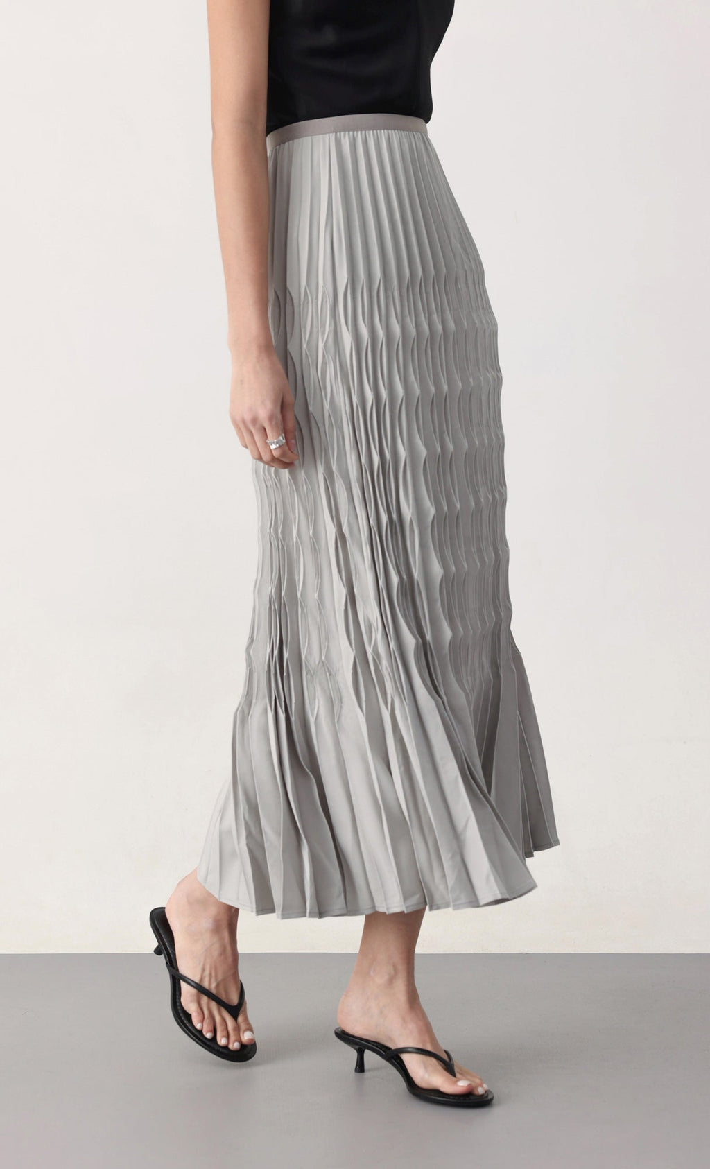 Wavy pleated skirt_grey