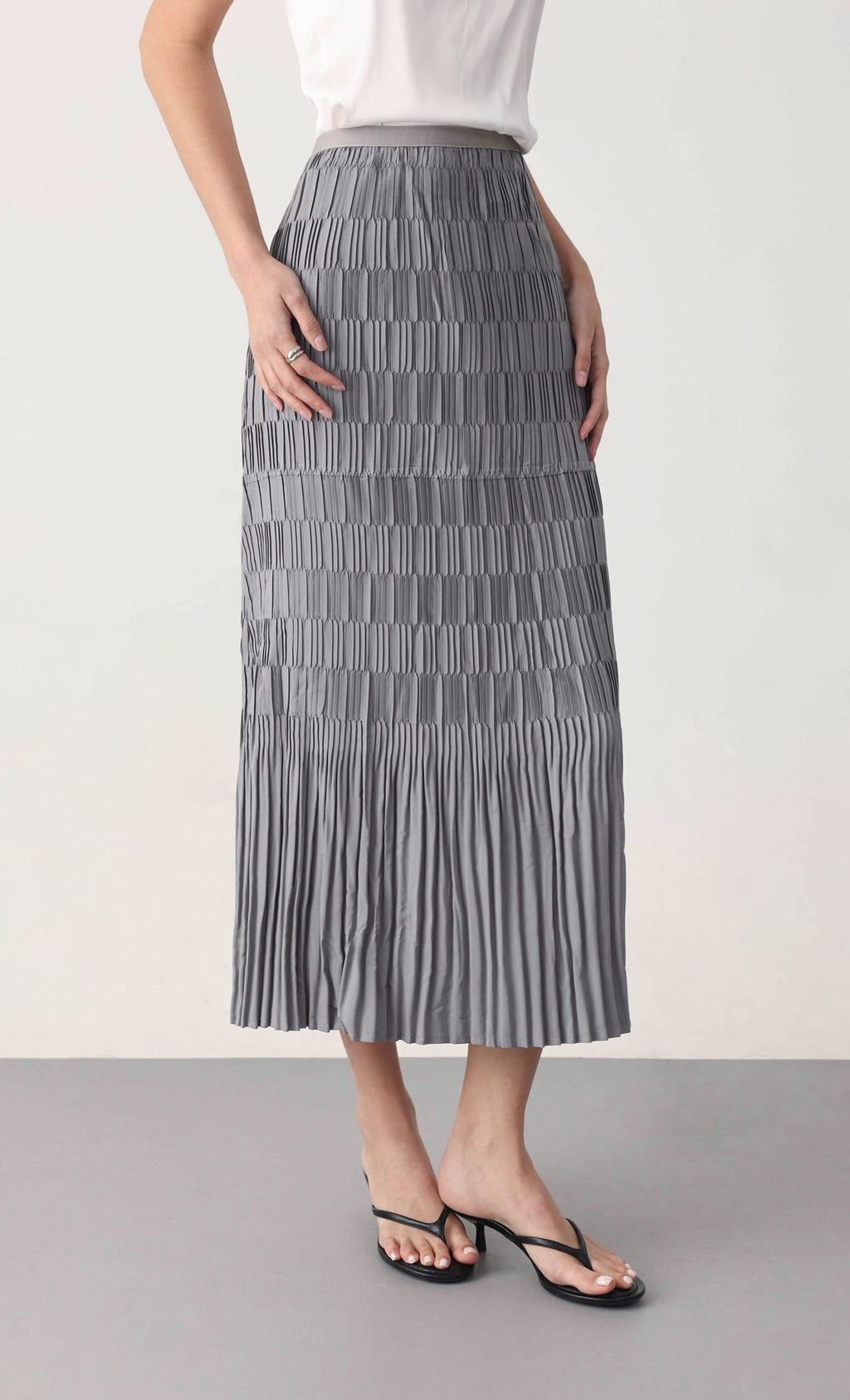 Rolly pleated skirt_grey