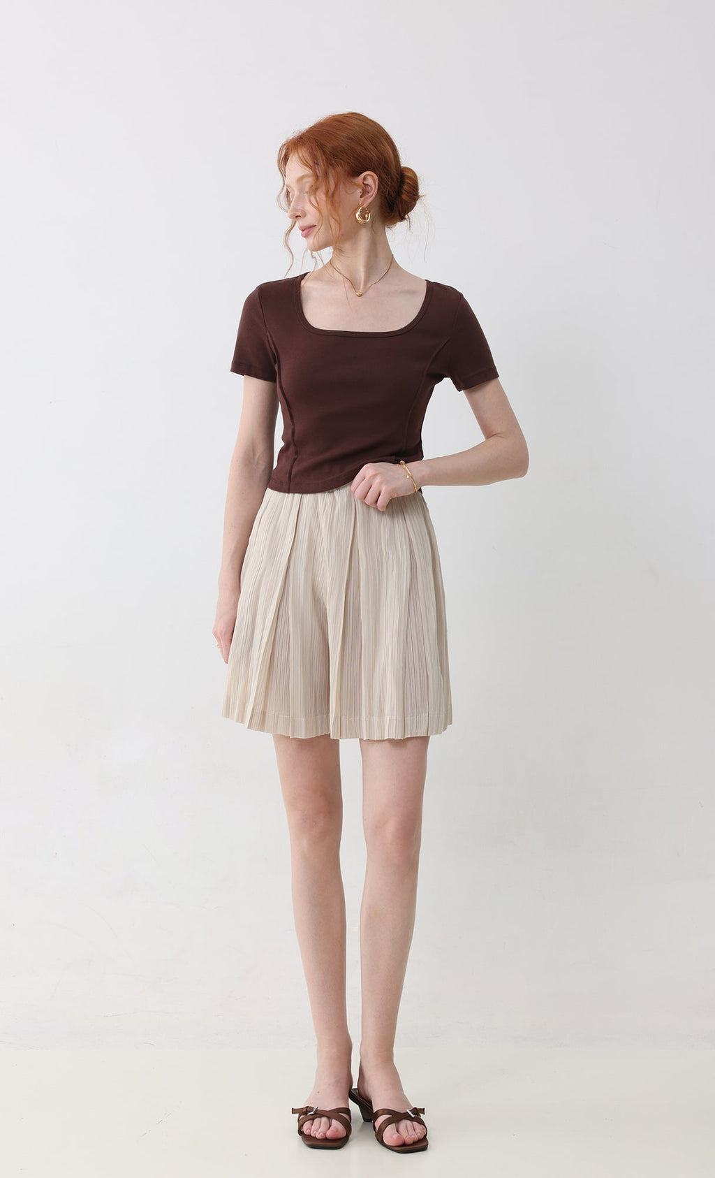 Dain pleated half pants_beige