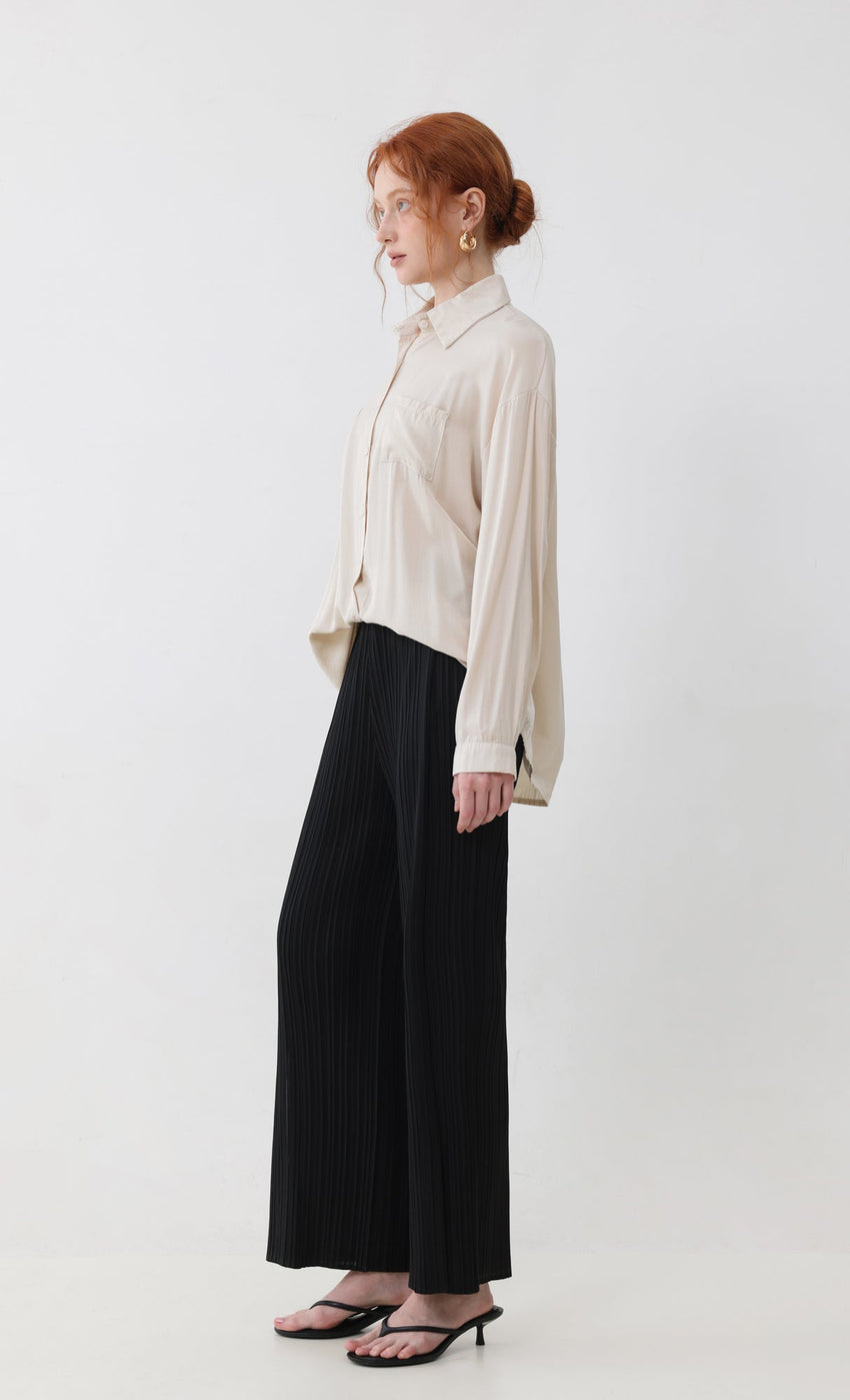 Short / Black