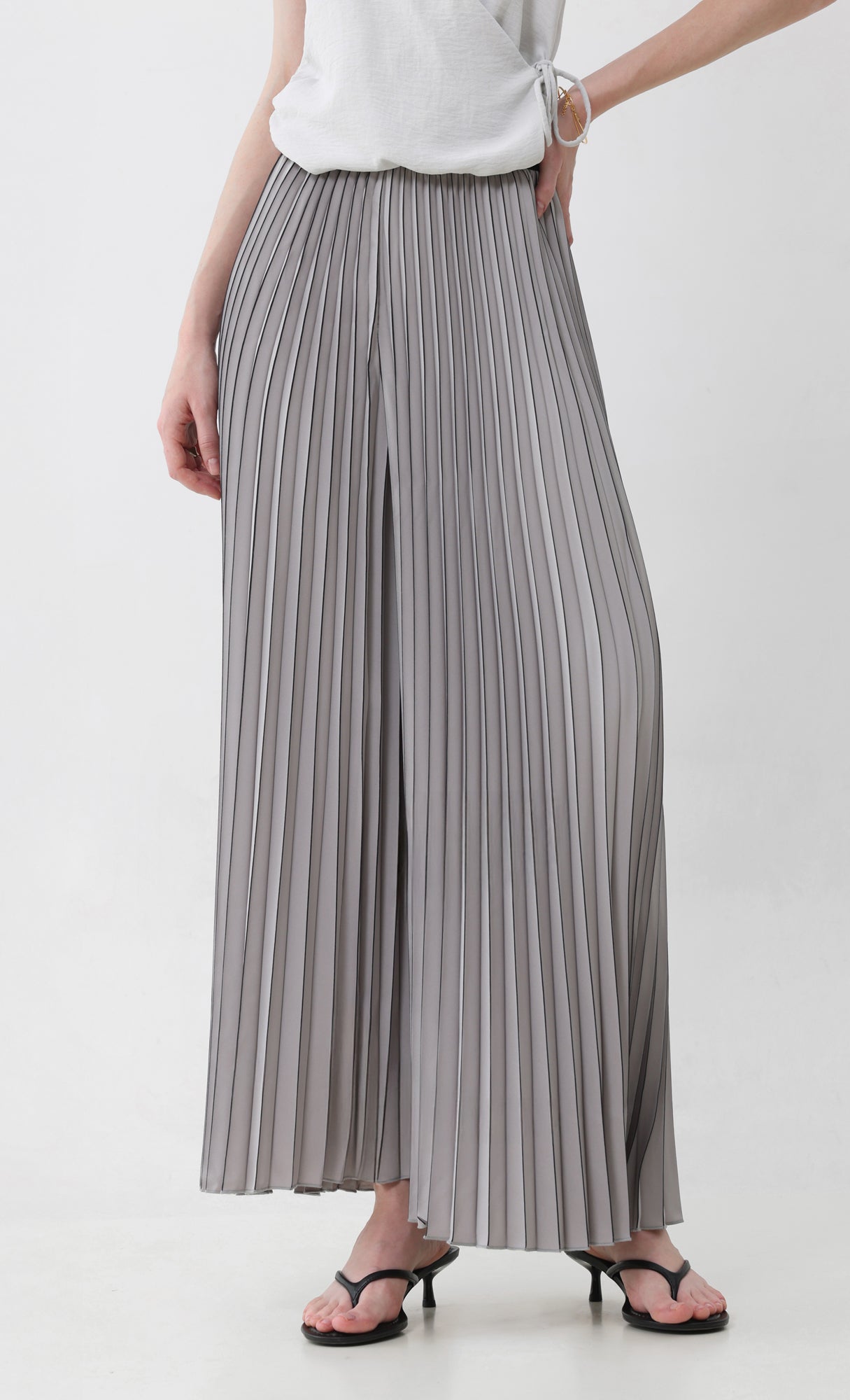 Boldy pleated pants_grey