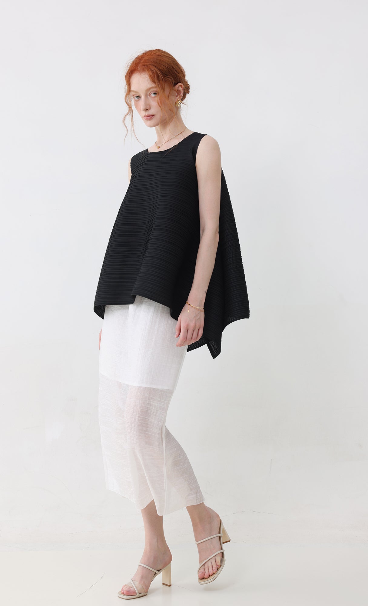 Fine flare pleated top_black