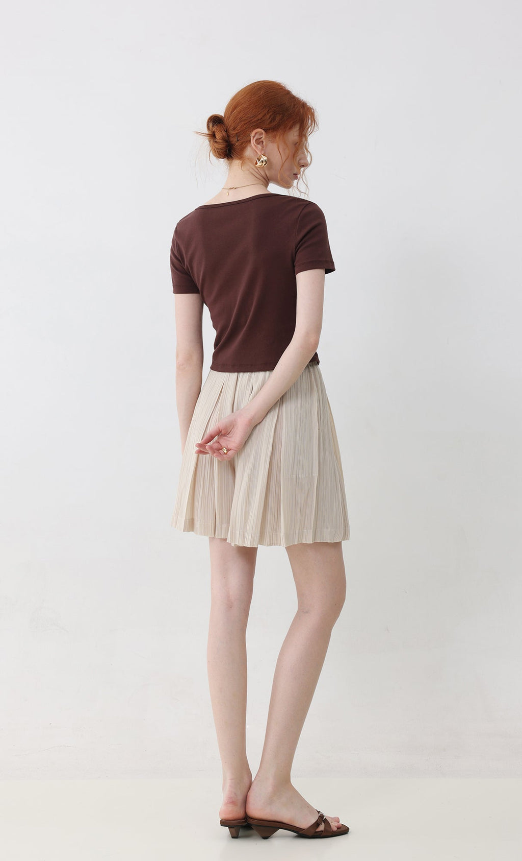 Dain pleated half pants_beige