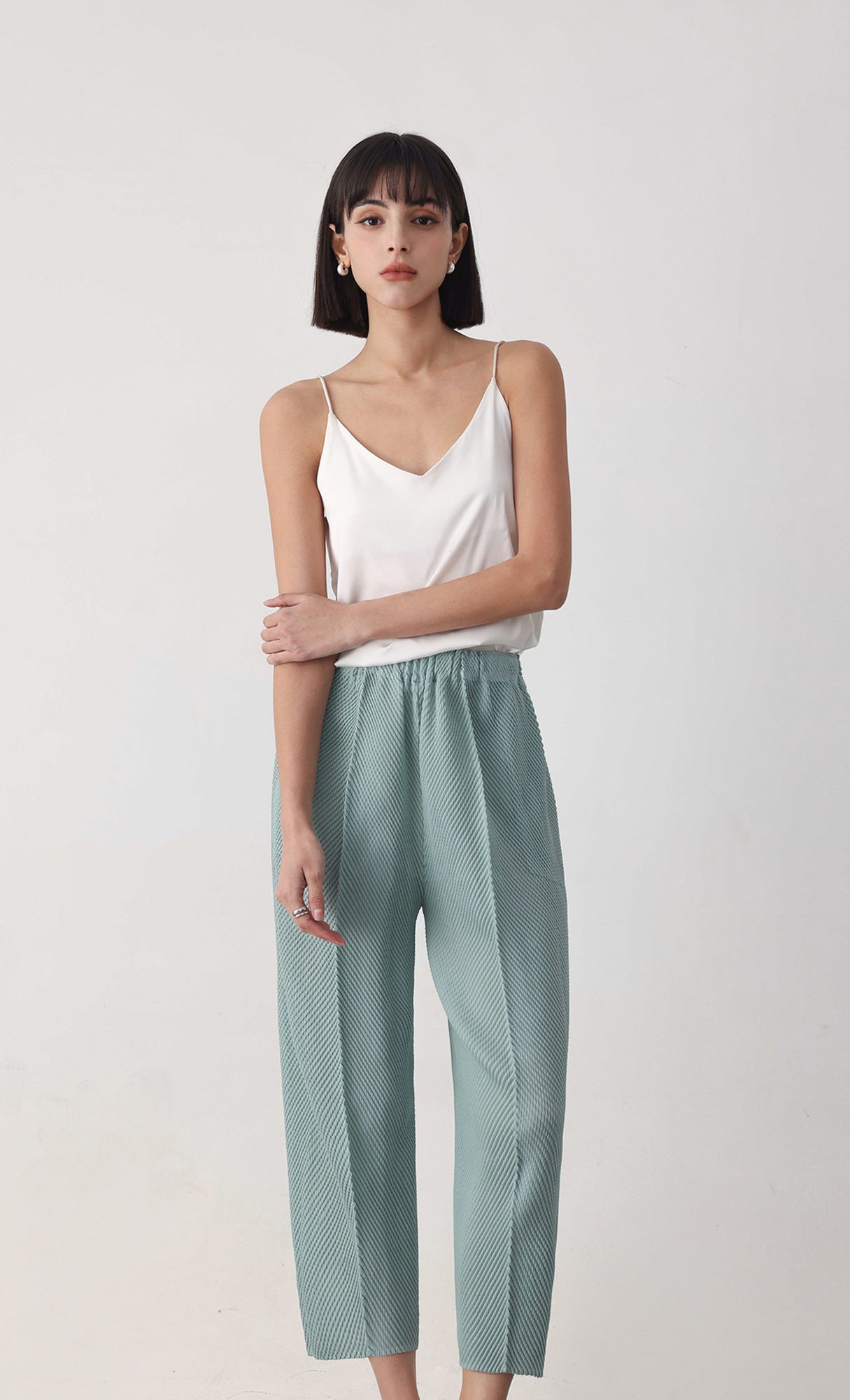 Circular pleated pants_skyblue