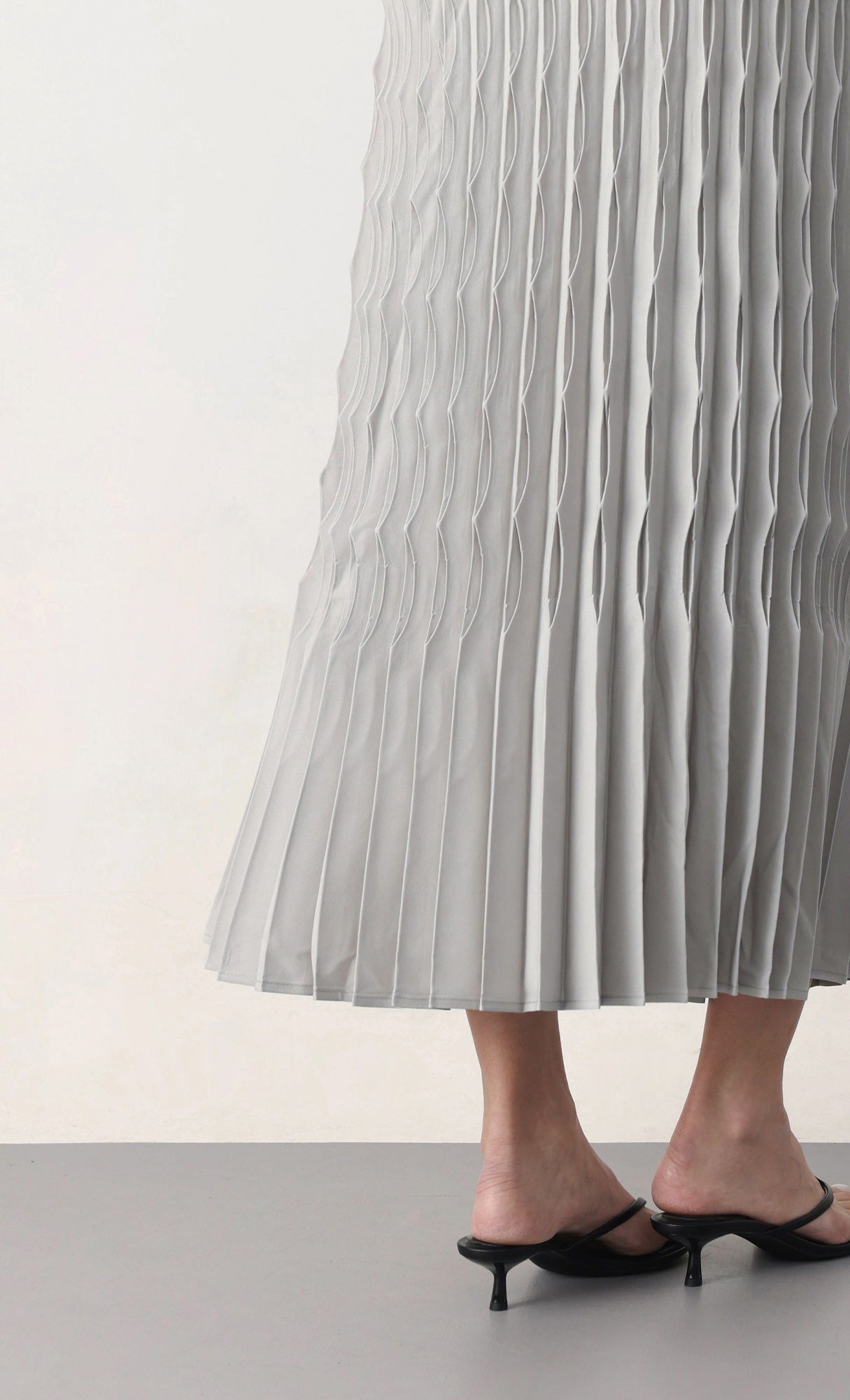 Wavy pleated skirt_grey
