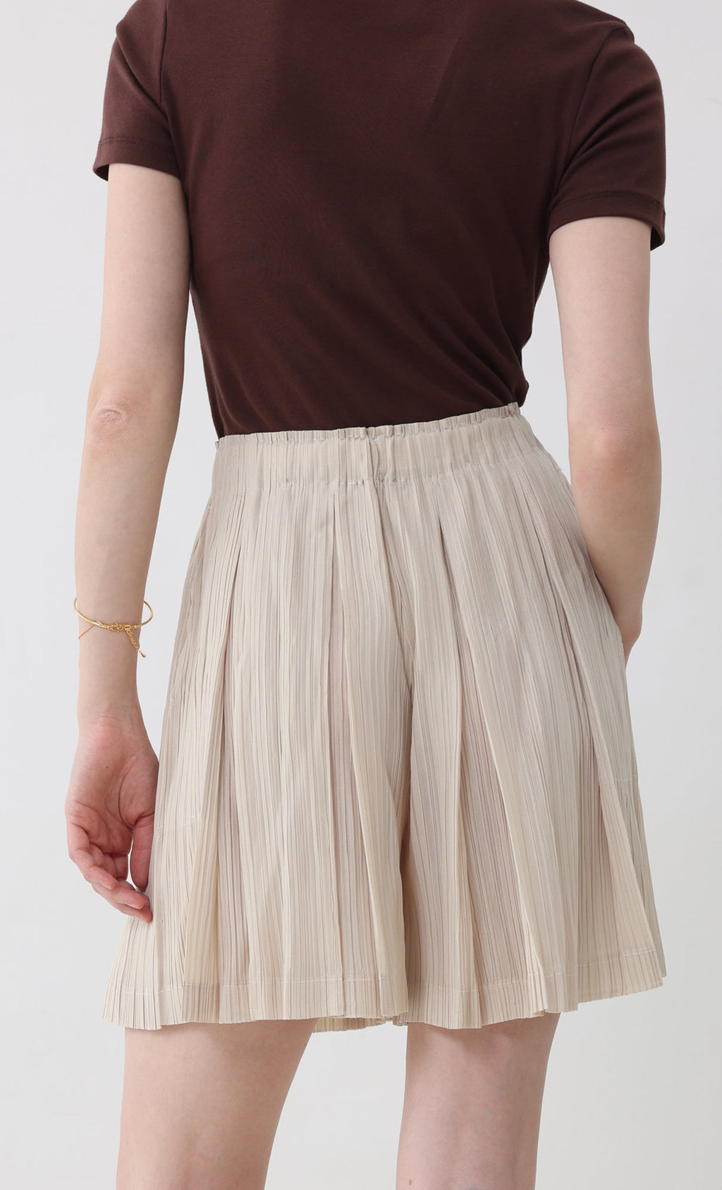 Dain pleated half pants_beige