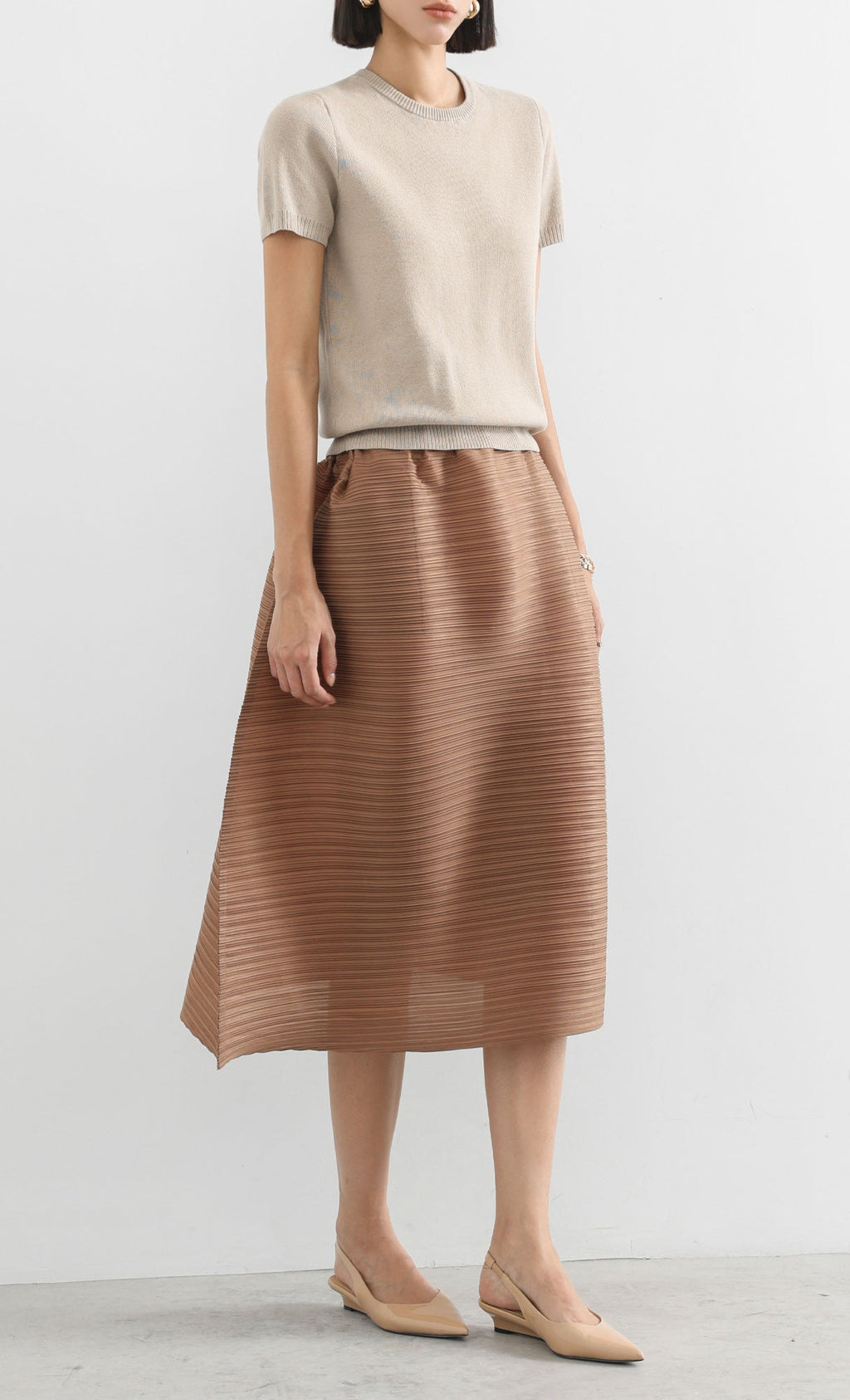horiz pleated midi skirt_camel