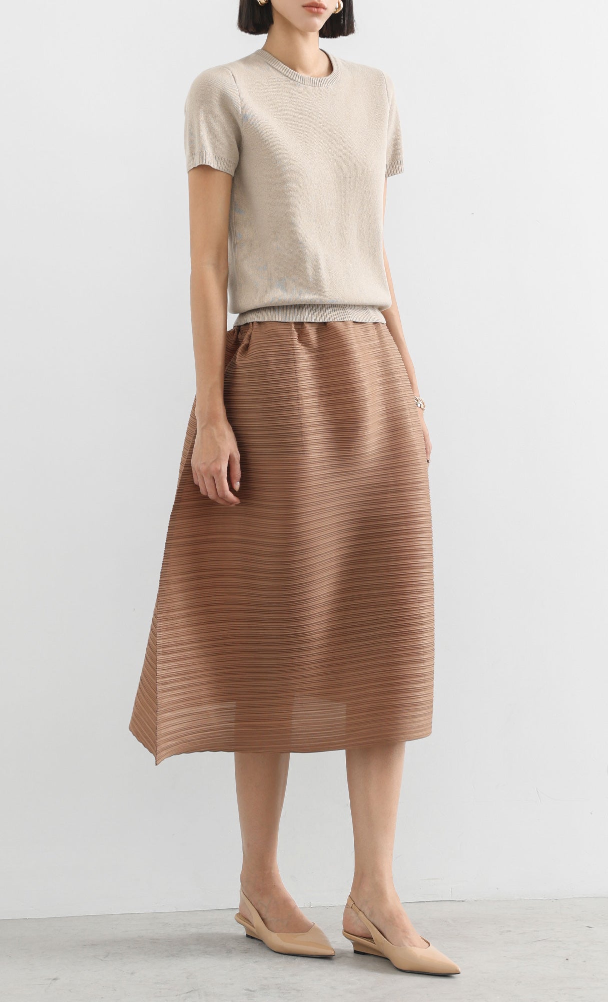 horiz pleated midi skirt_camel