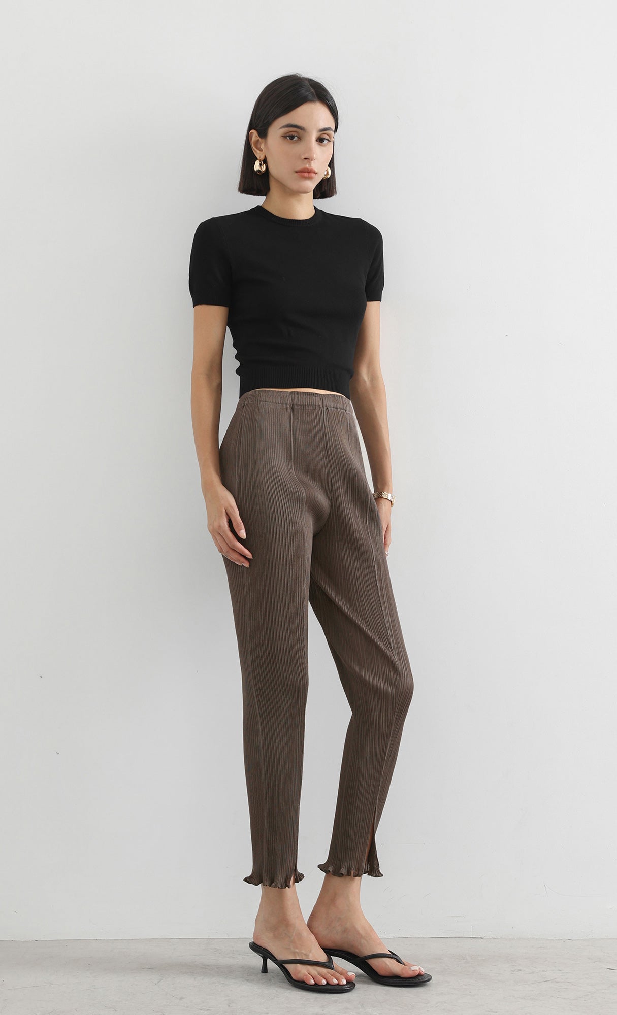 narrow pleated slit pants_brown