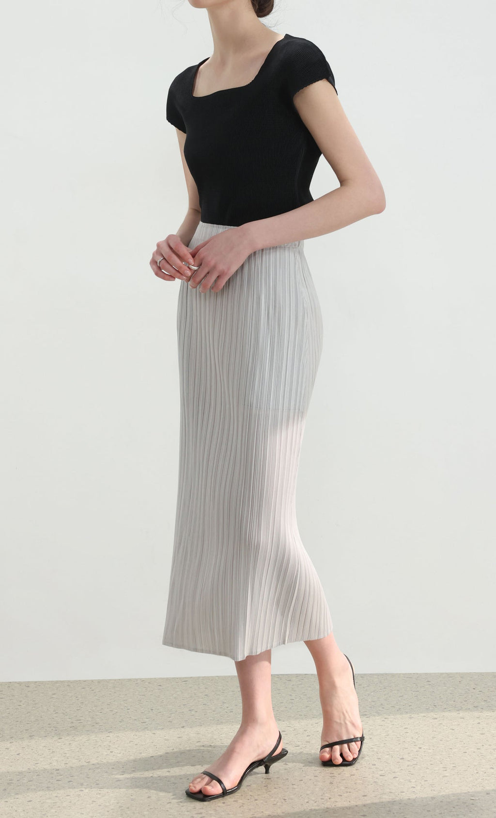 Ria pleated skirt_light-grey