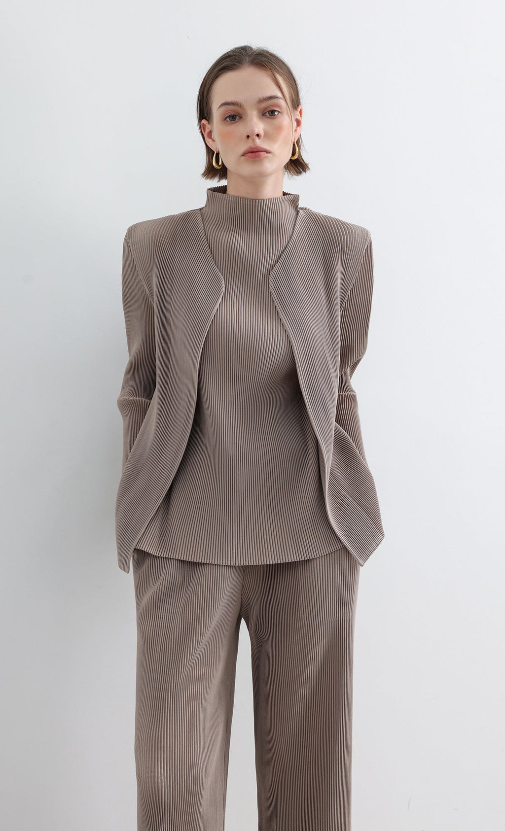Essential Pleated Cardigan_Beige