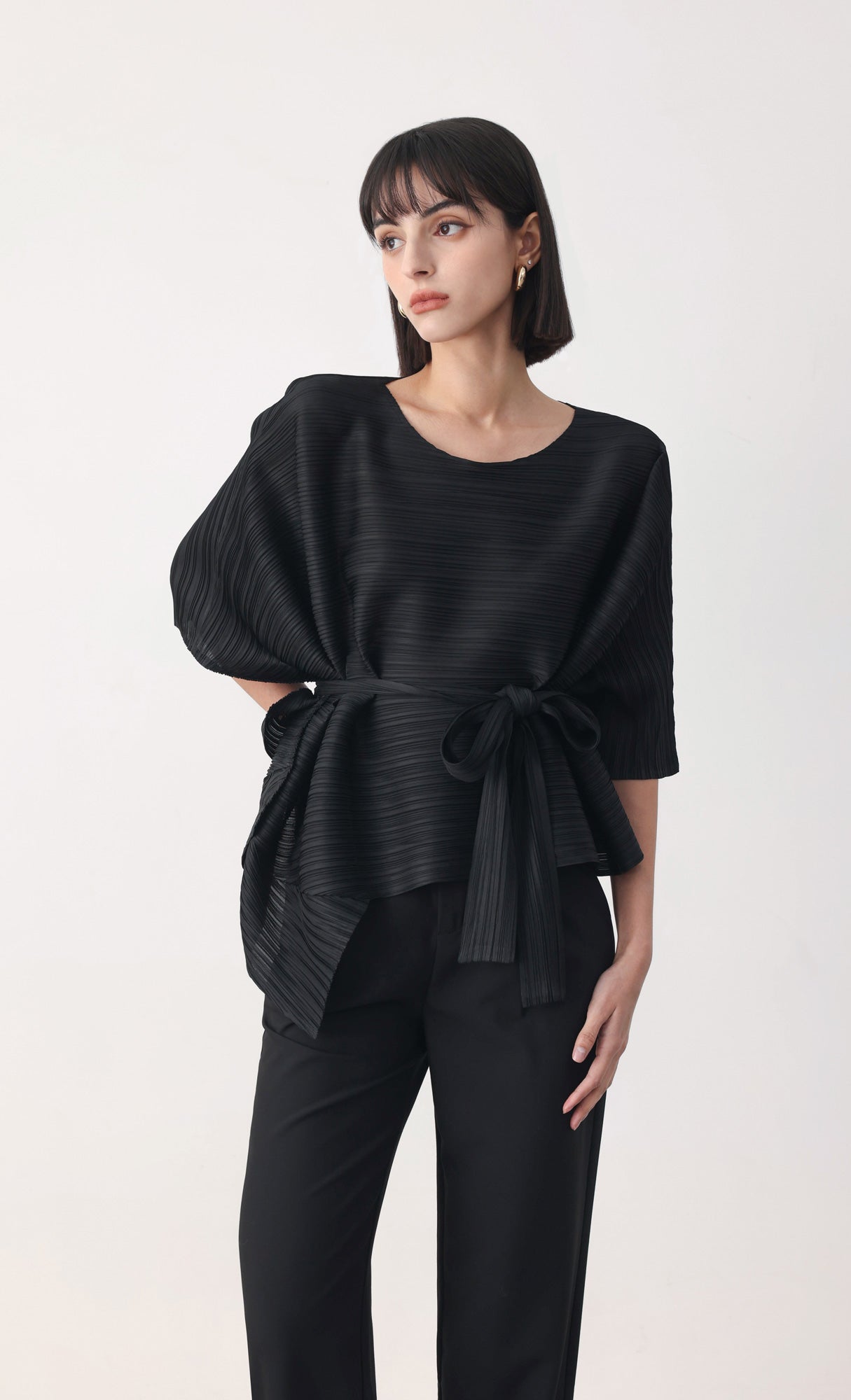 Tria pleated blouse & strap set_black