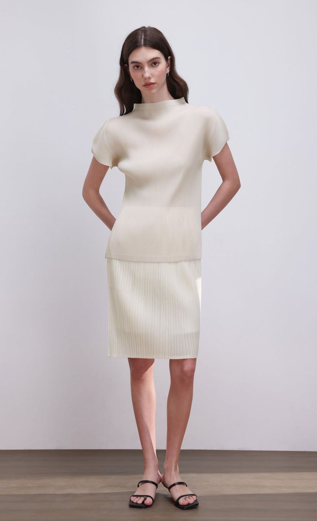Dara pleated midi skirt_ivory