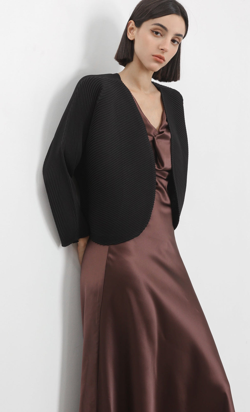 round pleated cardigan_black