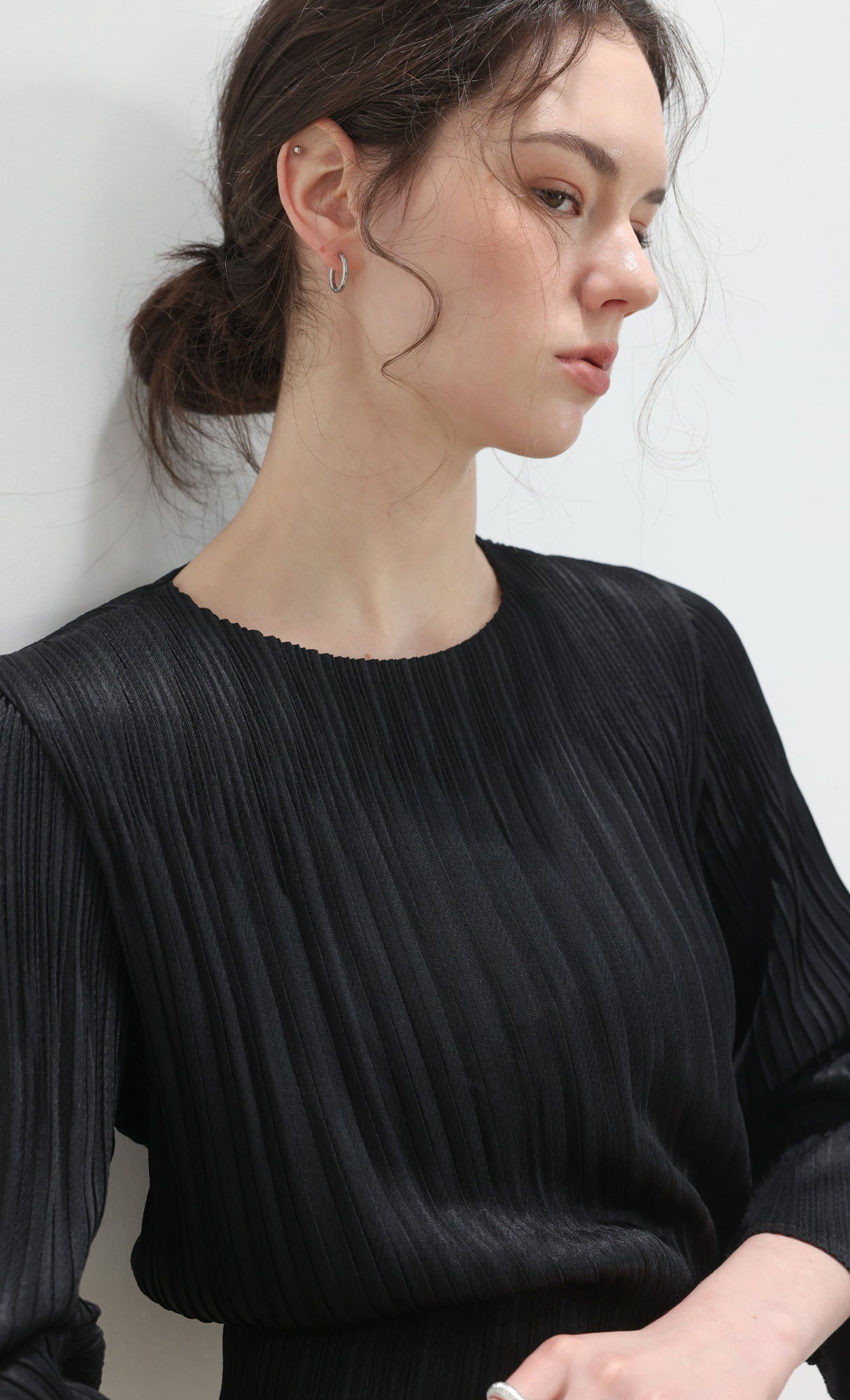 Leon pleated long-sleeve top_black