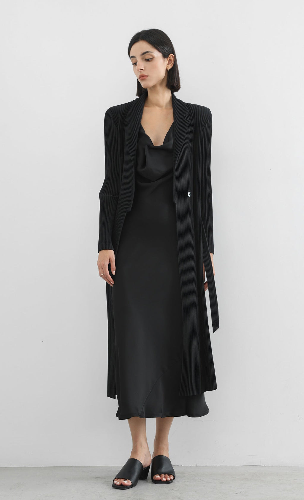 haze pleated belted trench_black