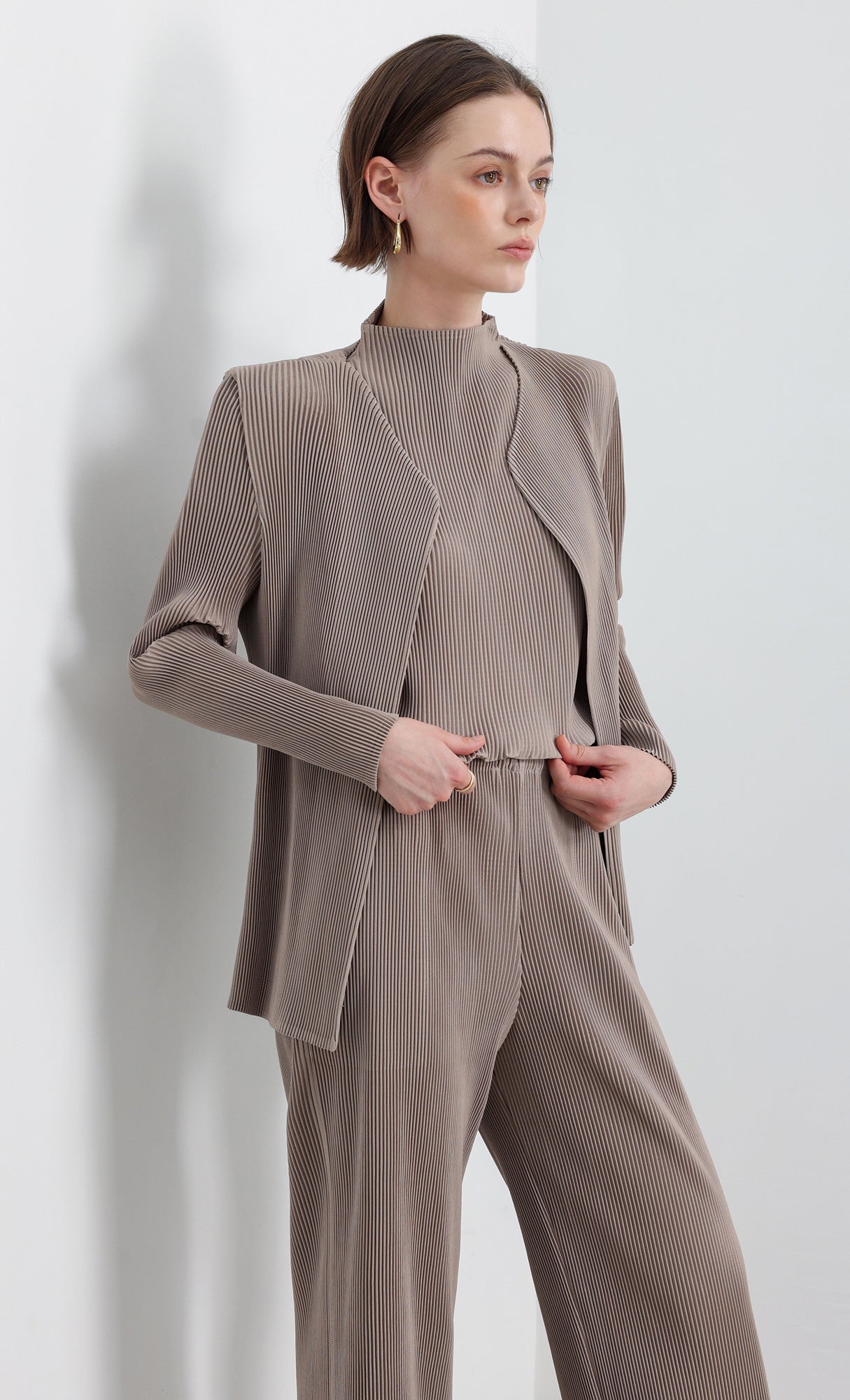 Essential Pleated Pants_Beige
