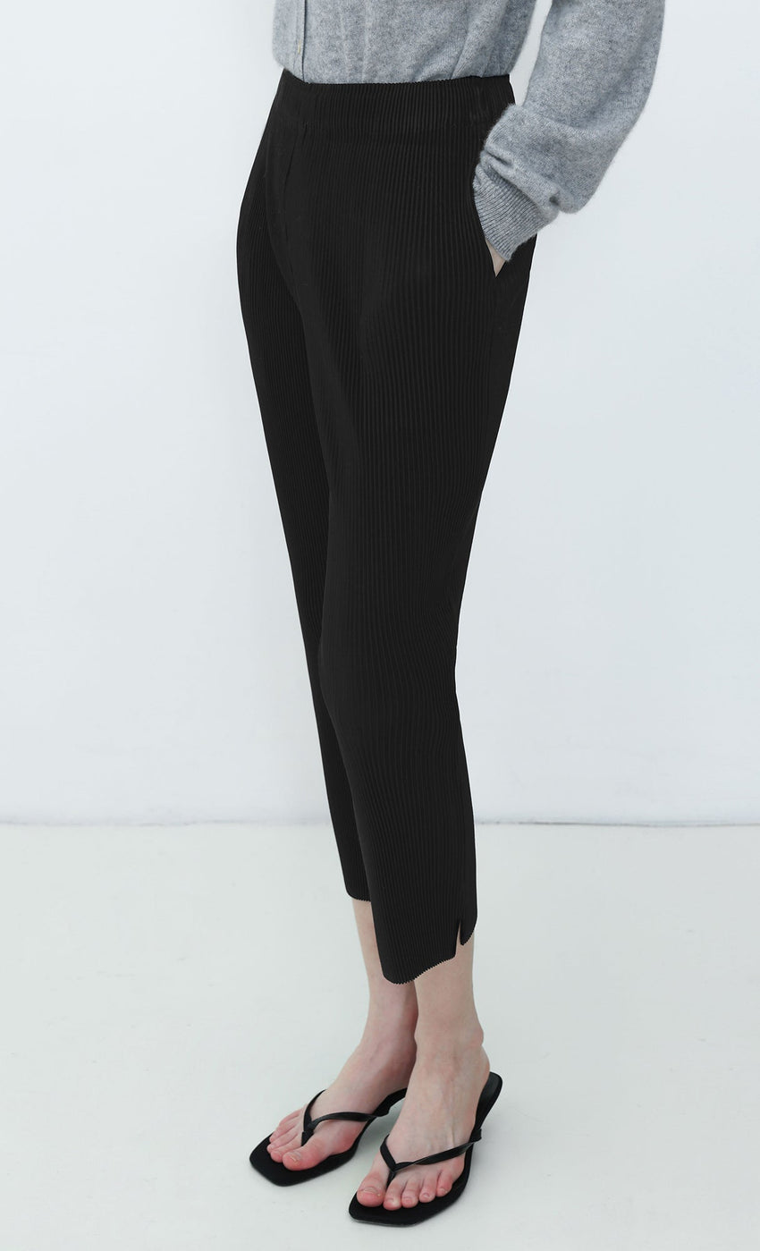 One Size - Fits XS to L / Black