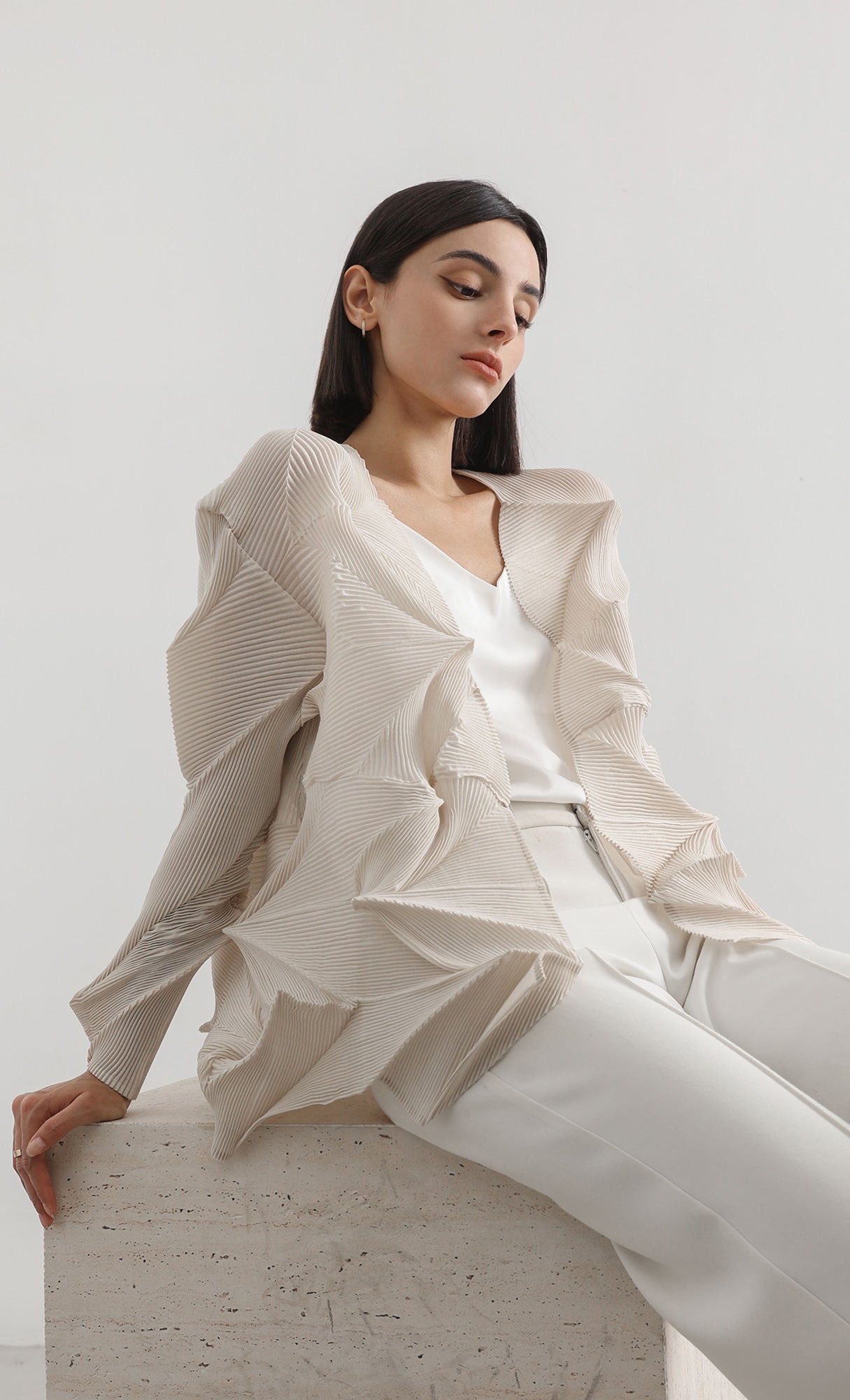 geo pleated jacket cardigan_beige
