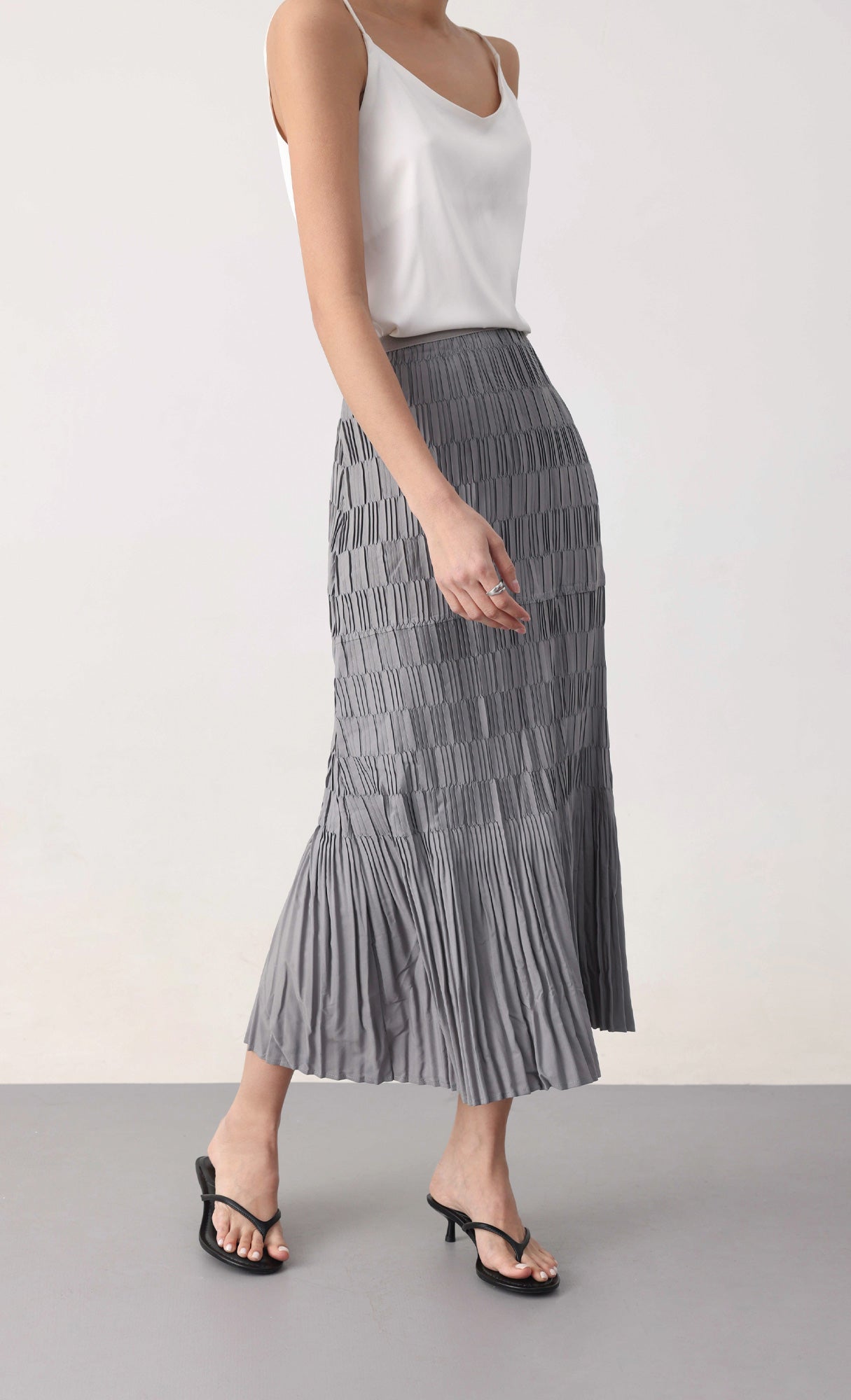 Rolly pleated skirt_grey