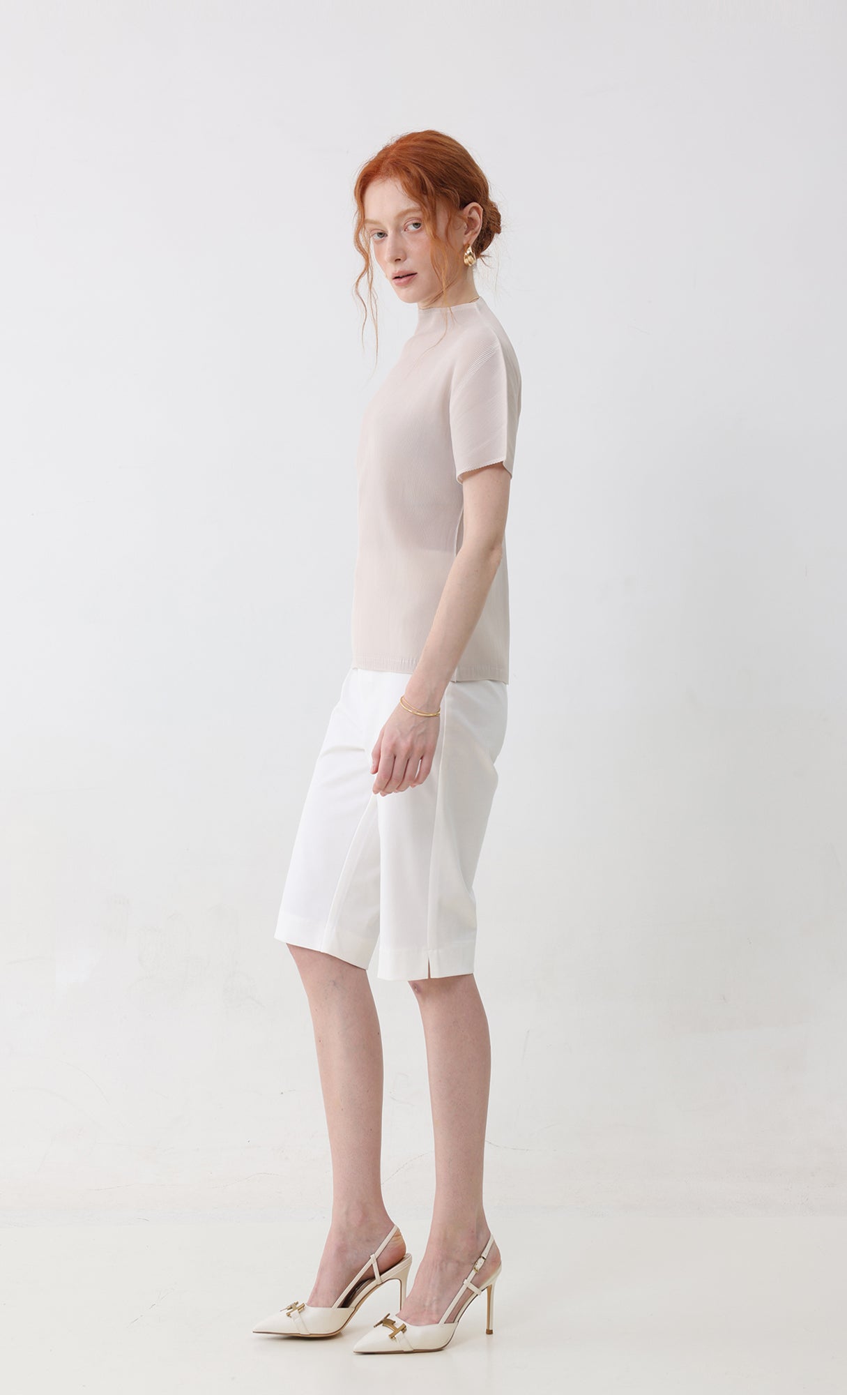 Wanna half-neck pleated top_lightbeige