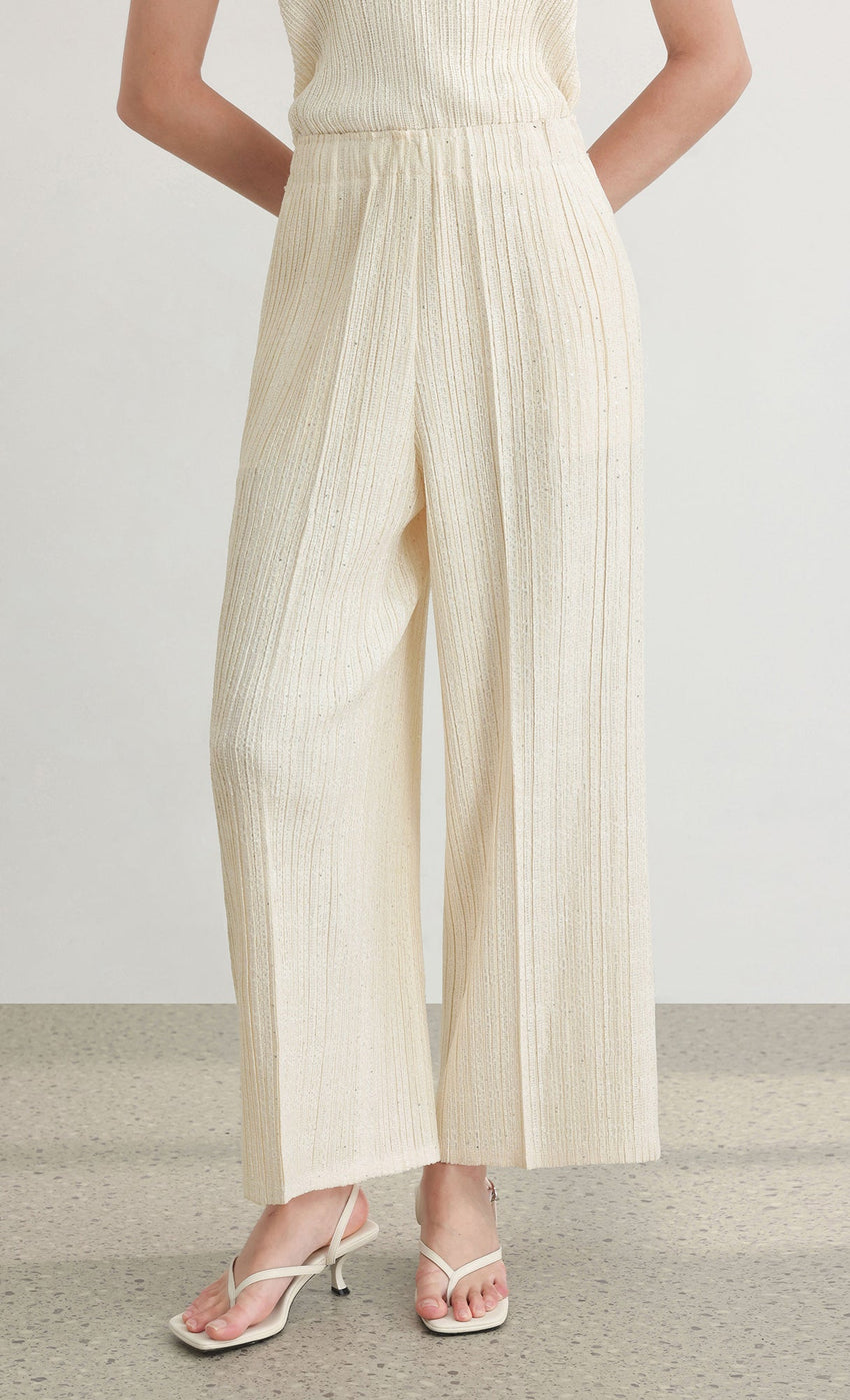 Free Size — Fit For XS - L / Ivory