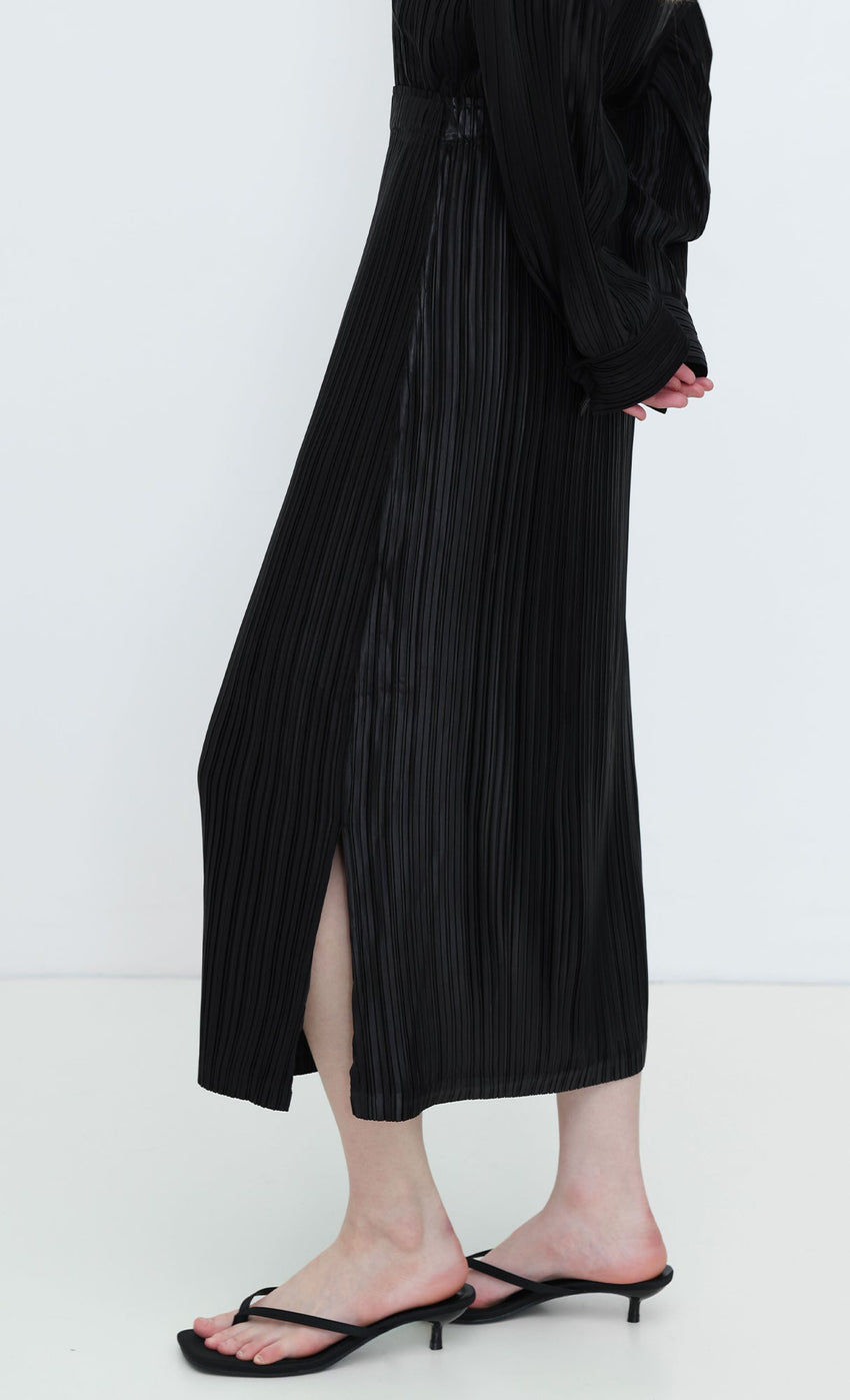 One Size - Fits XS to L / Black