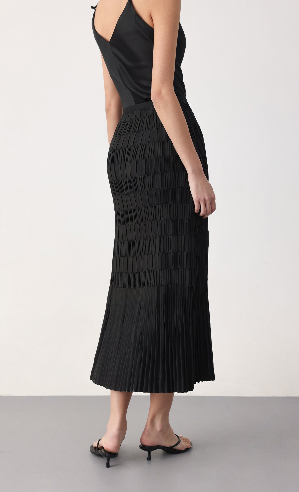 Rolly pleated skirt_black