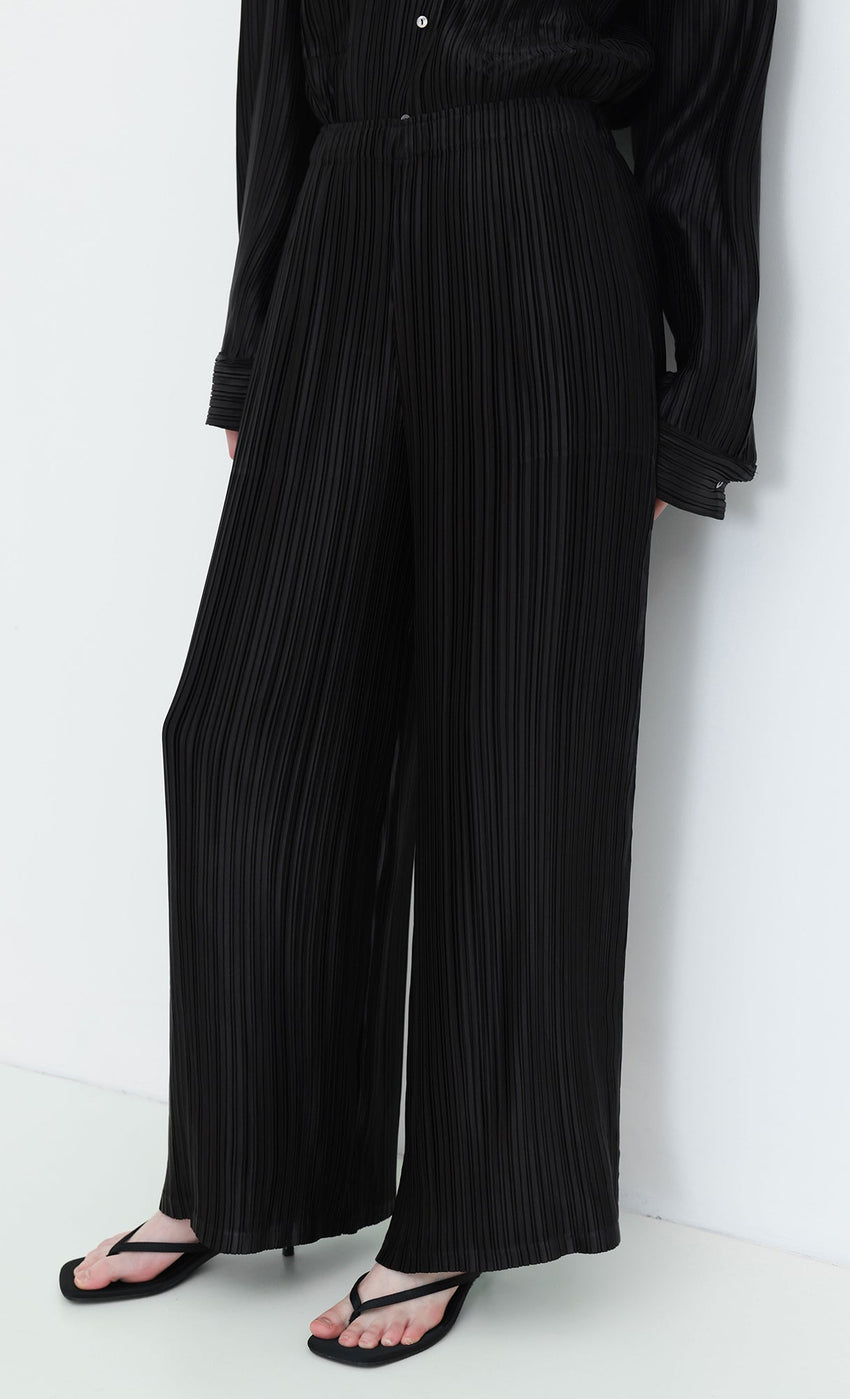 One Size - Fits XS to L / Black