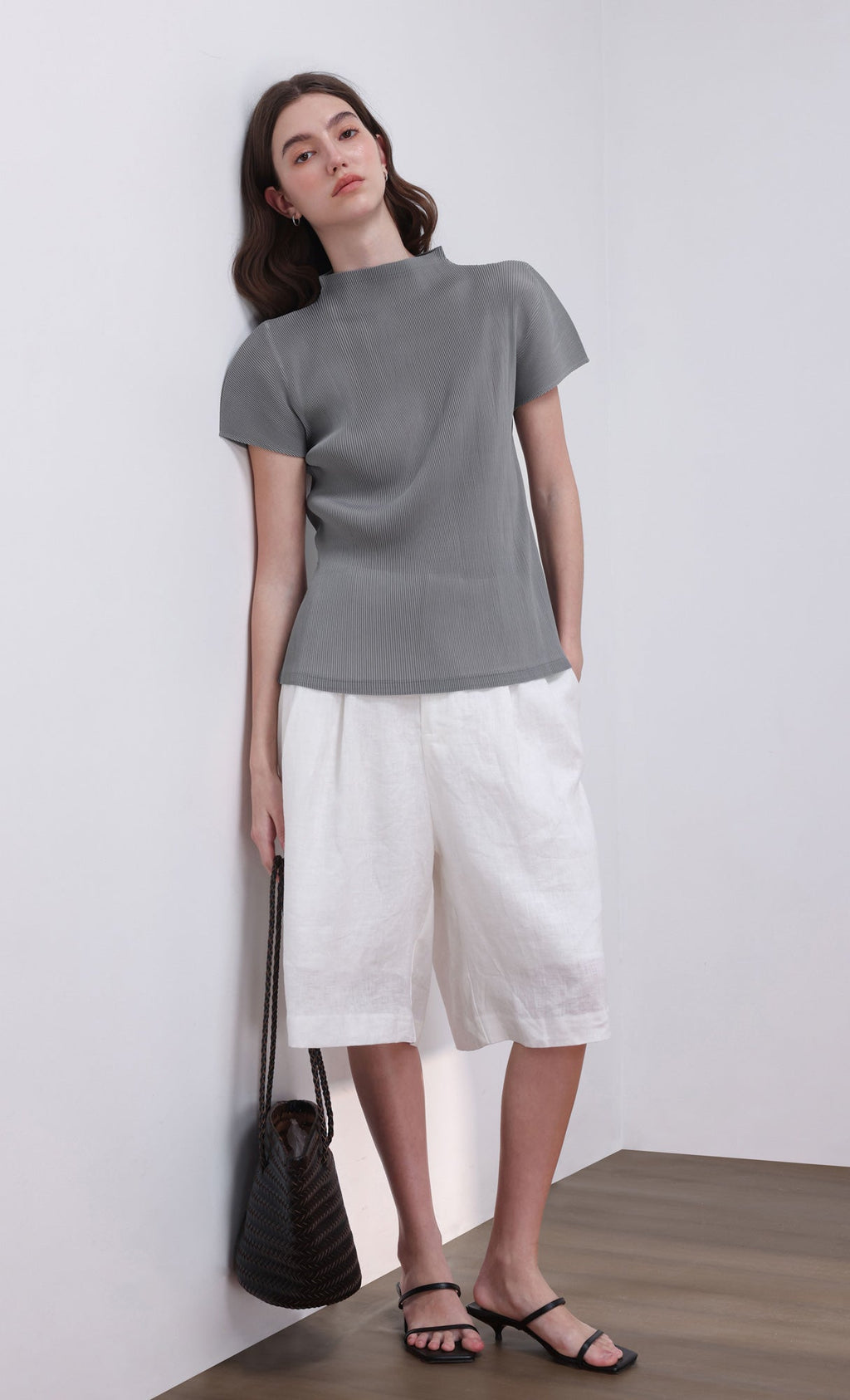 Lao pleated half neck top_grey