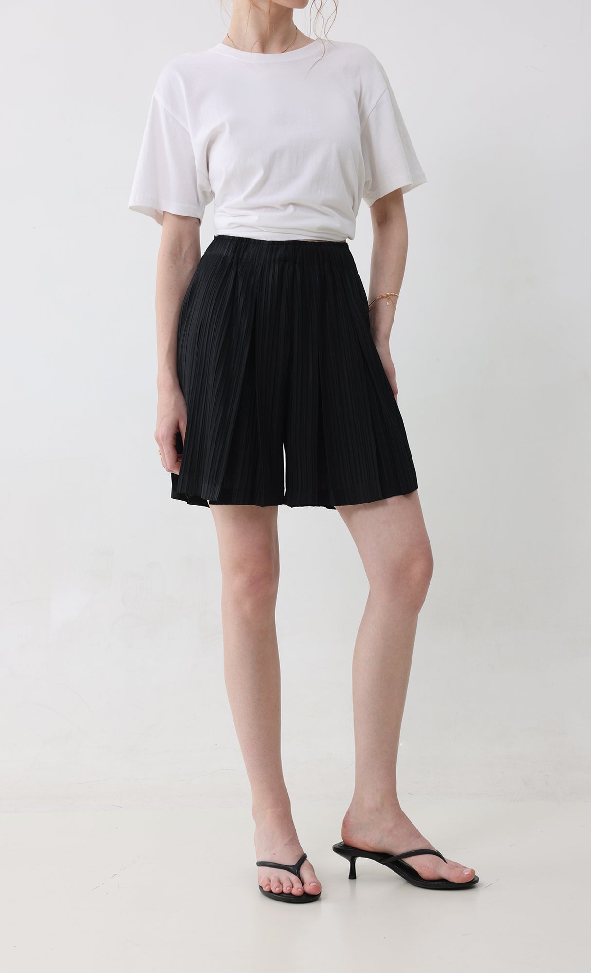 Dain pleated half pants_black