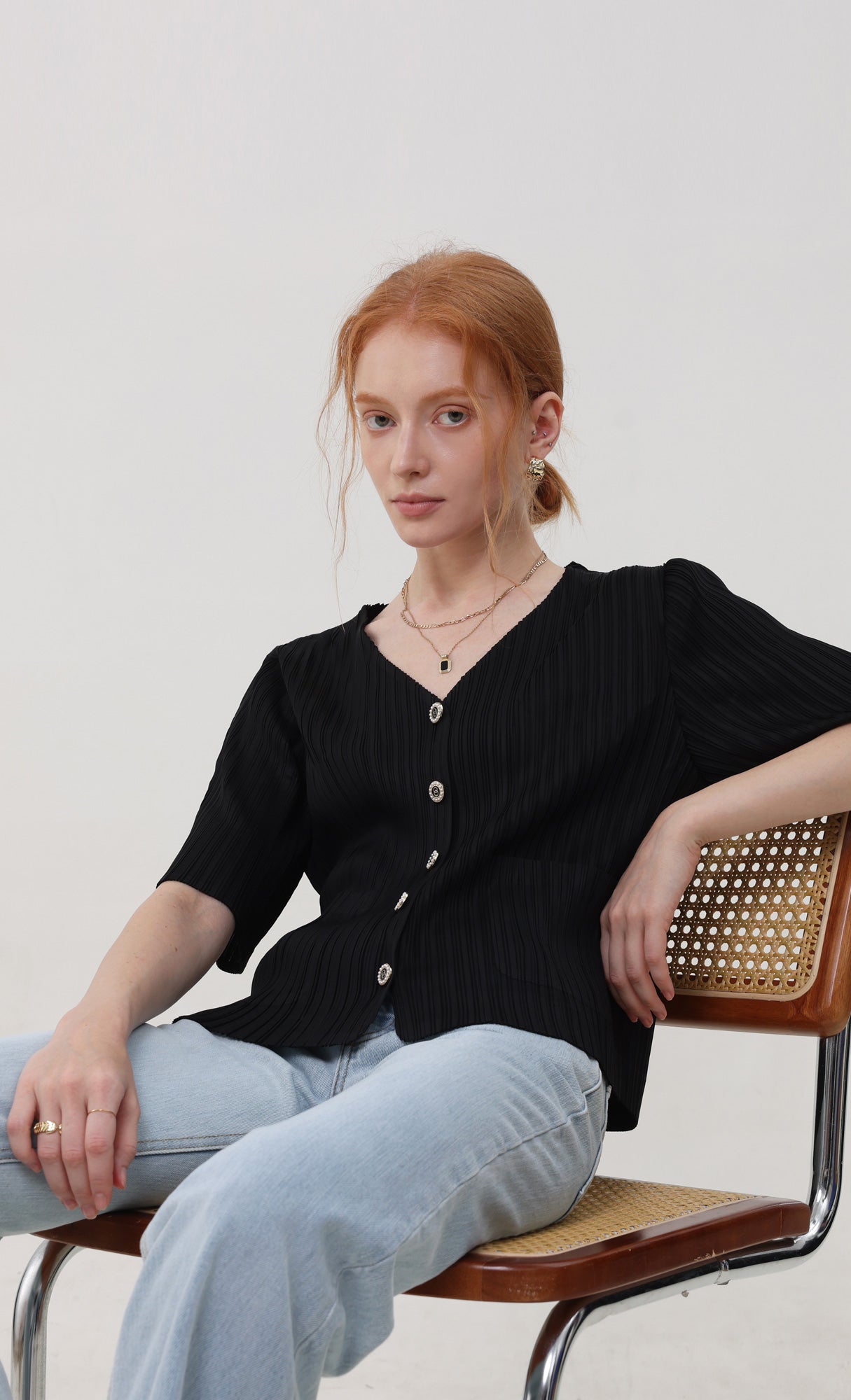 Button pleated short-sleeve top_black
