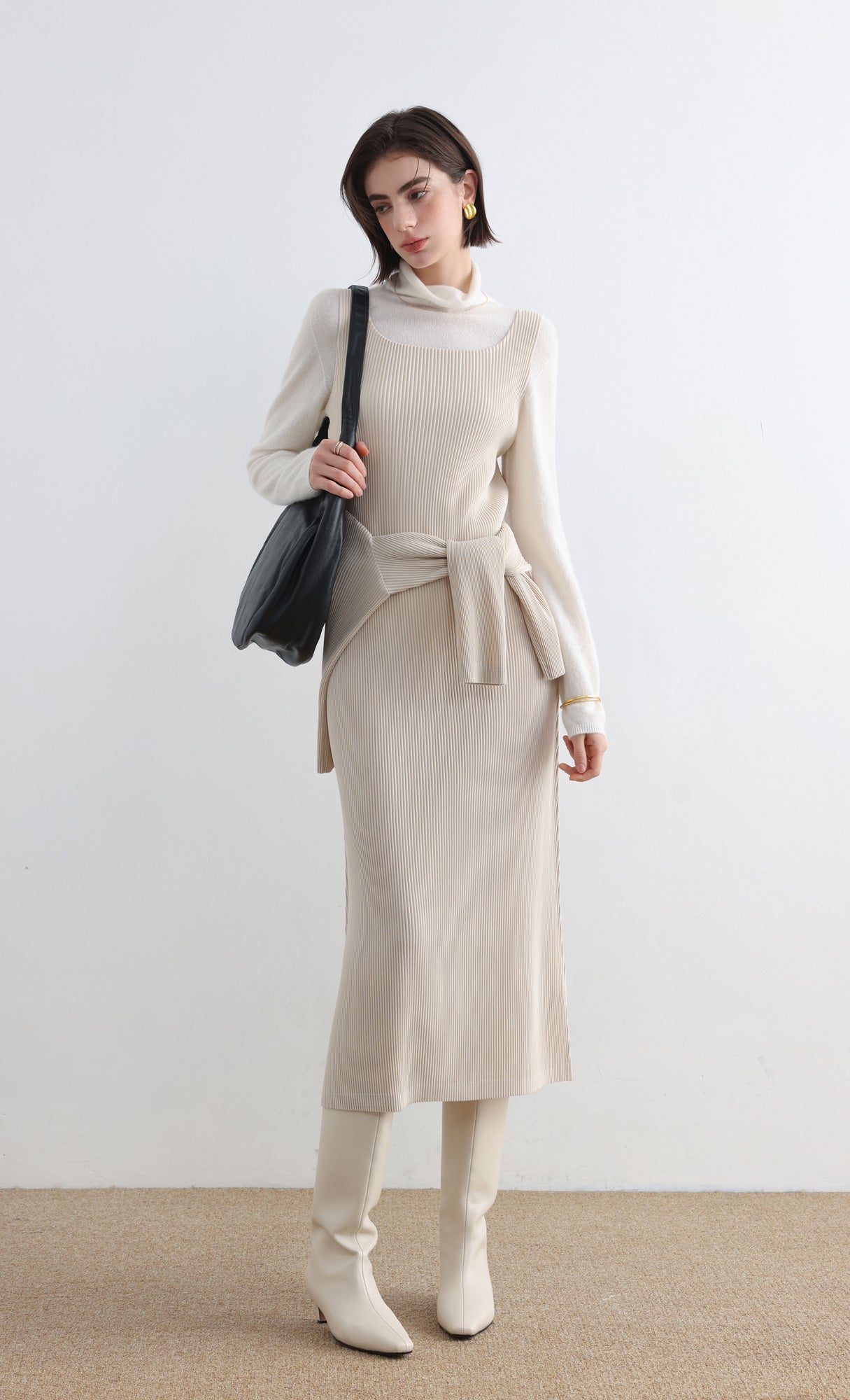 Soly Pleats Sleeveless Dress_Light-Beige