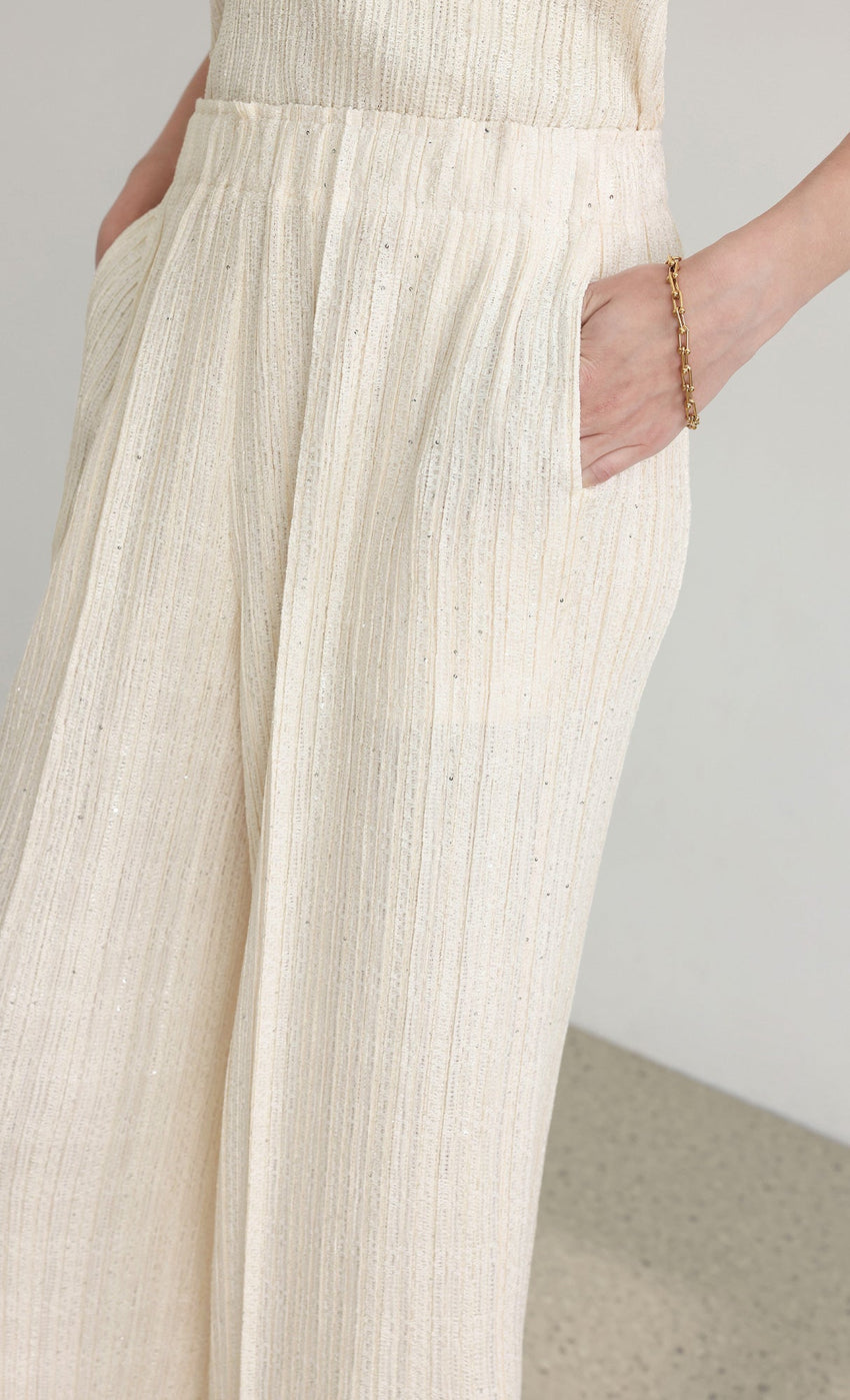 Free Size — Fit For XS - L / Ivory