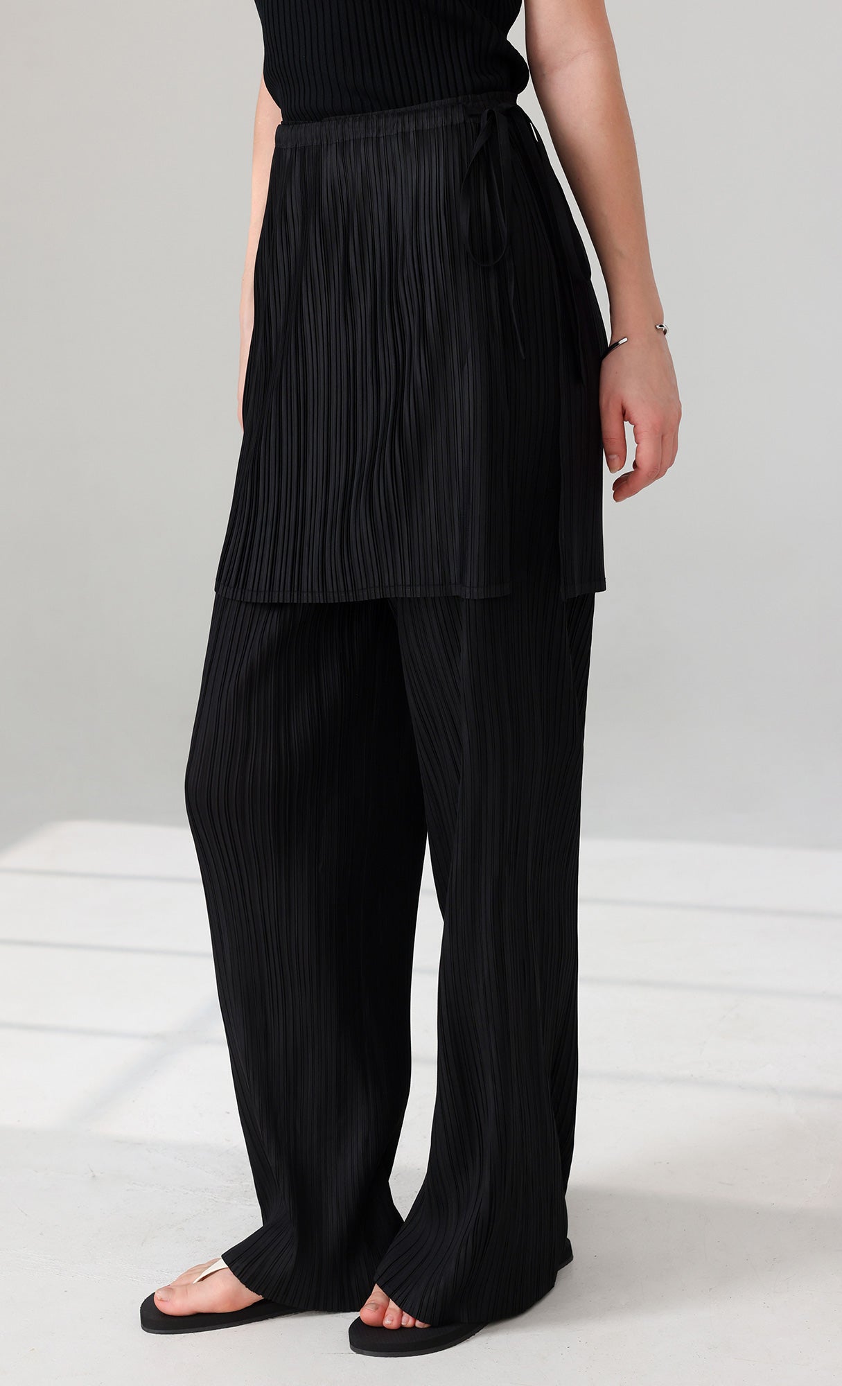 Siny Pleated Layered Wrap Skirt Pants Set_black