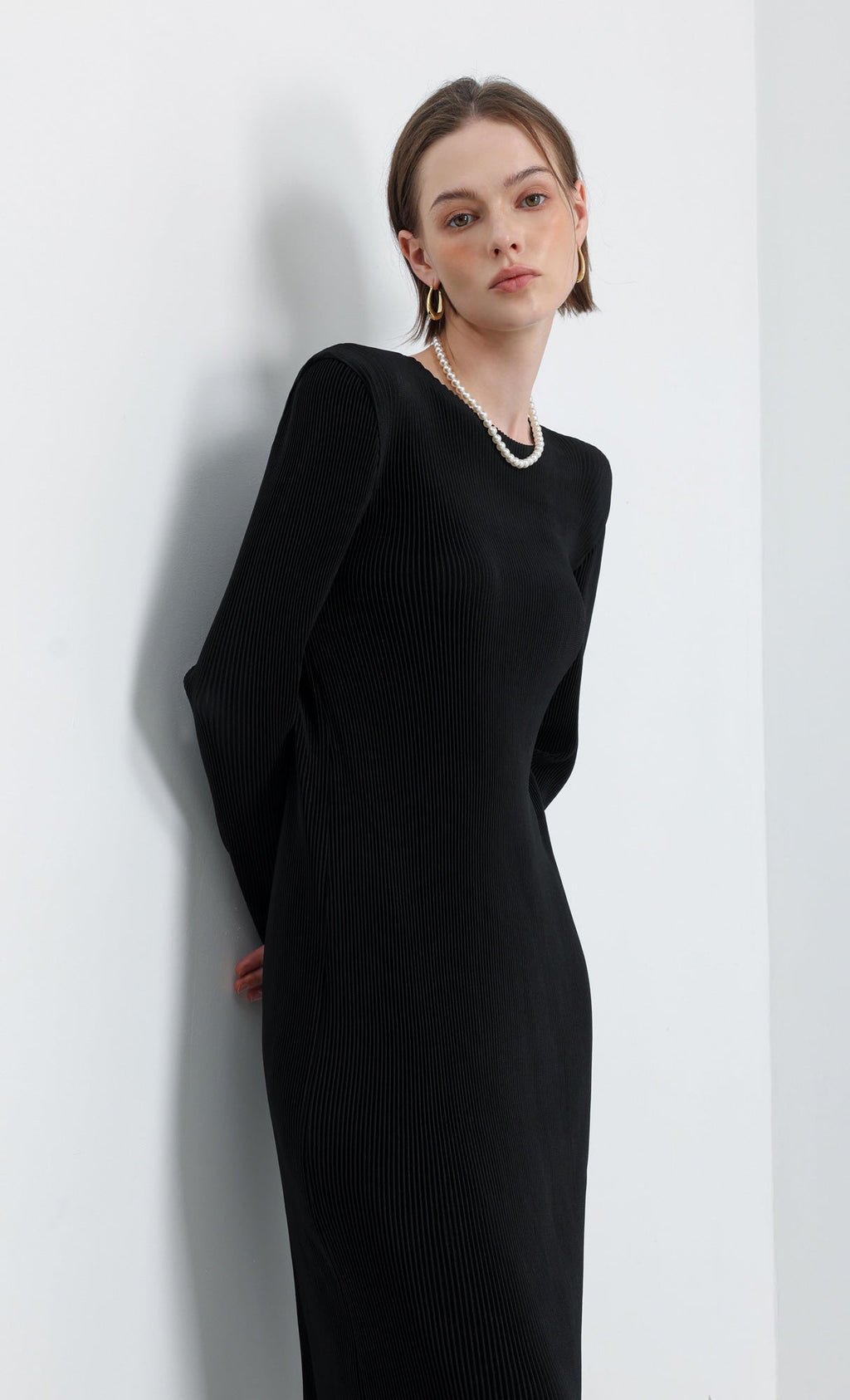 Essential Relaxed Pleated Dress_Black