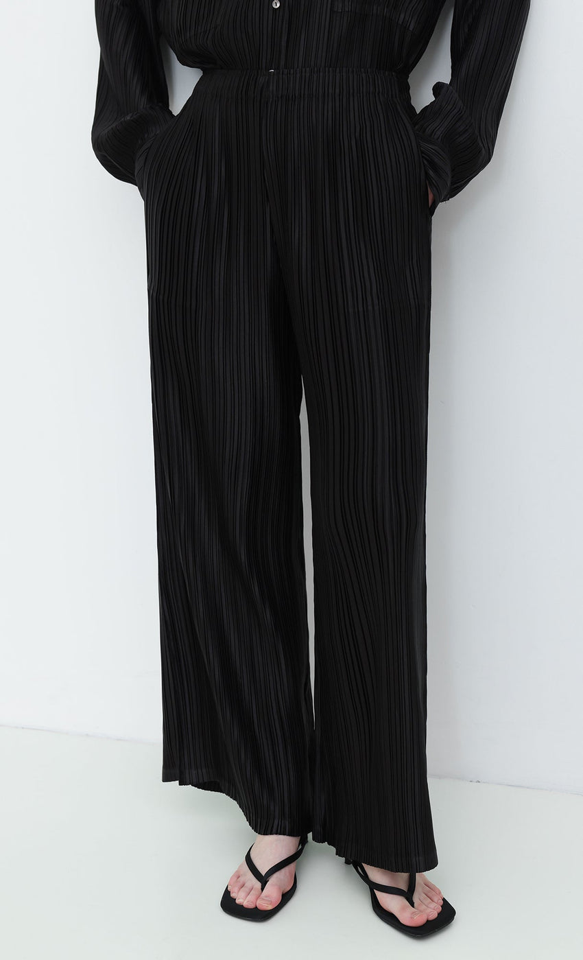 One Size - Fits XS to L / Black