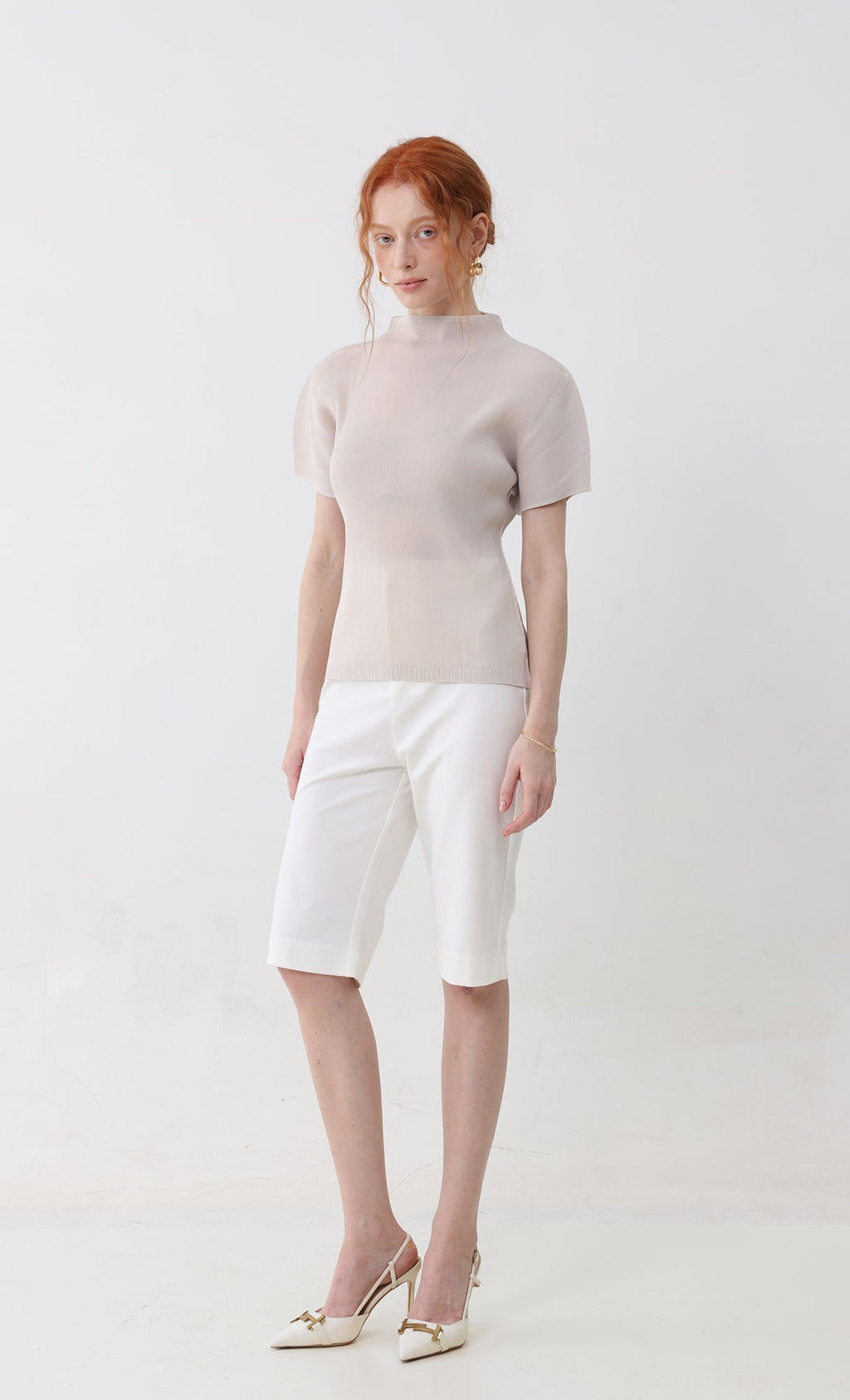 Wanna half-neck pleated top_lightbeige