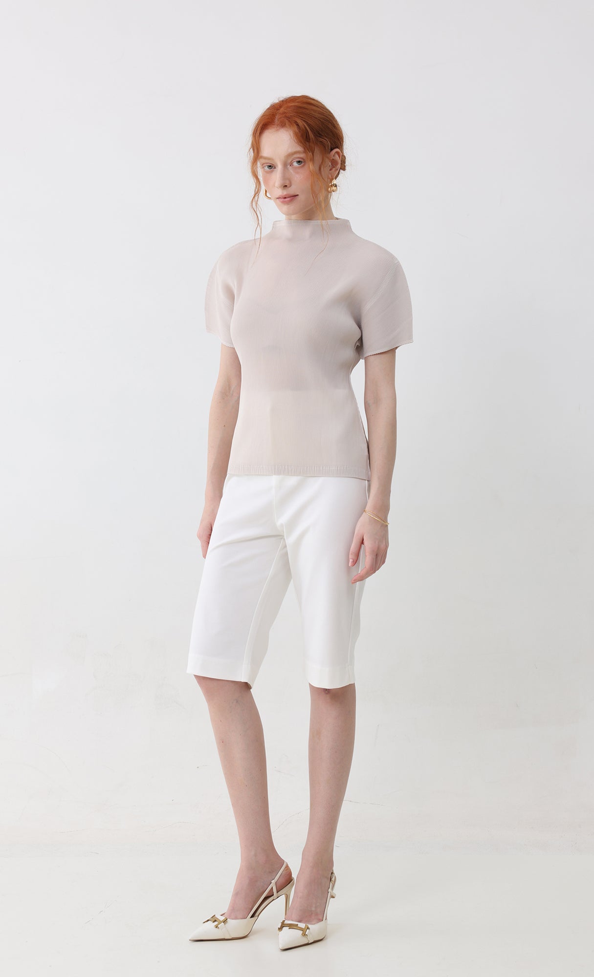 Wanna half-neck pleated top_lightbeige