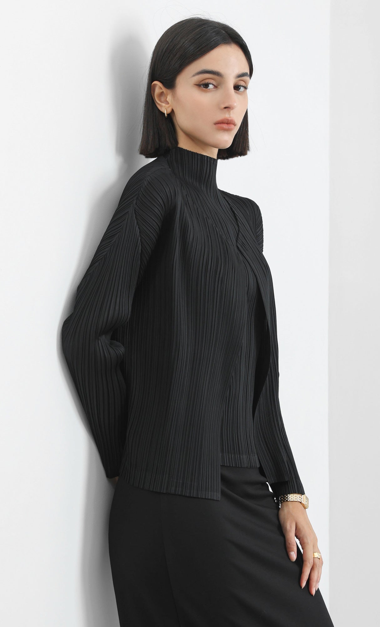 modi half-neck pleated top_black