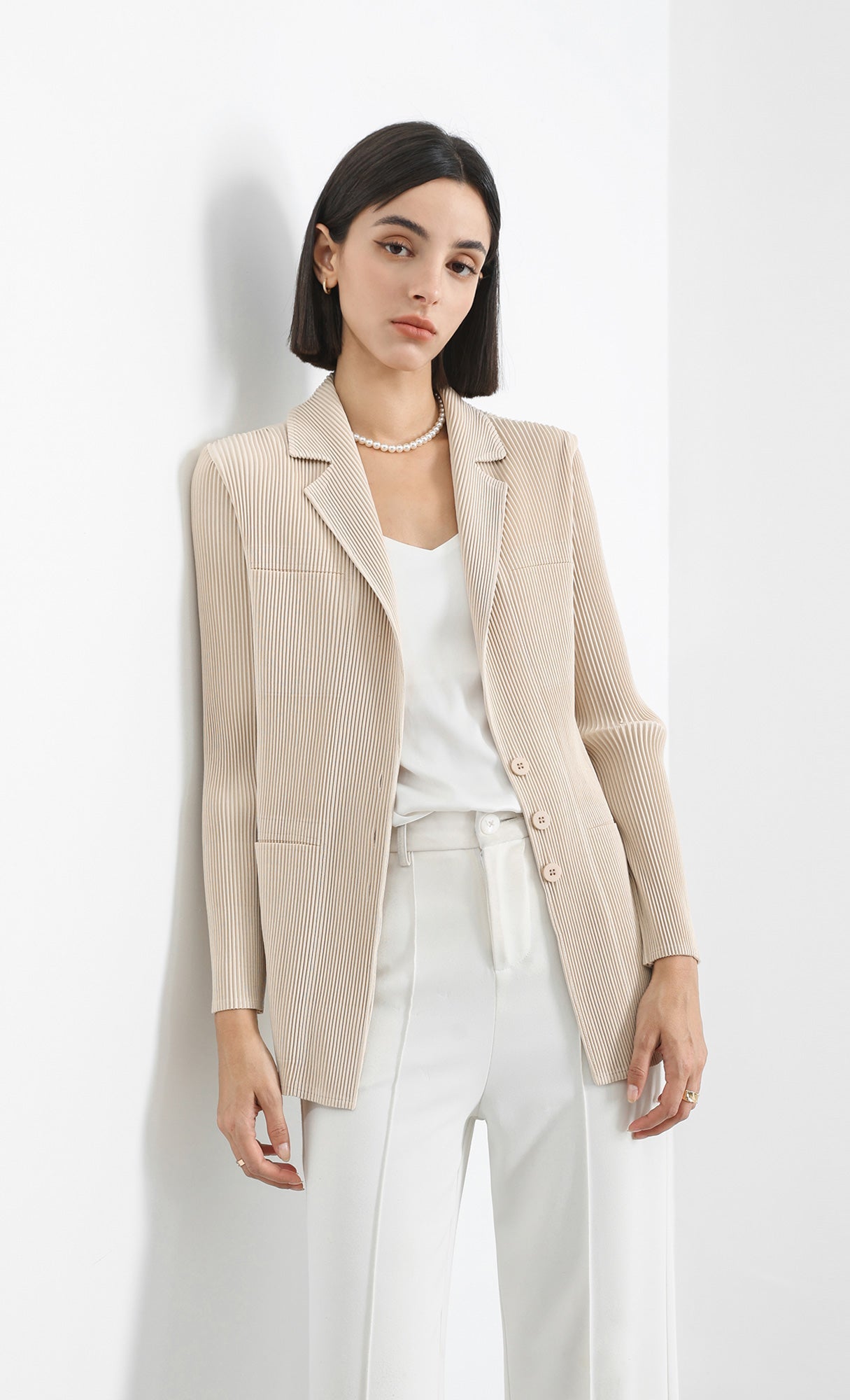 curve pleated set-up jacket_beige