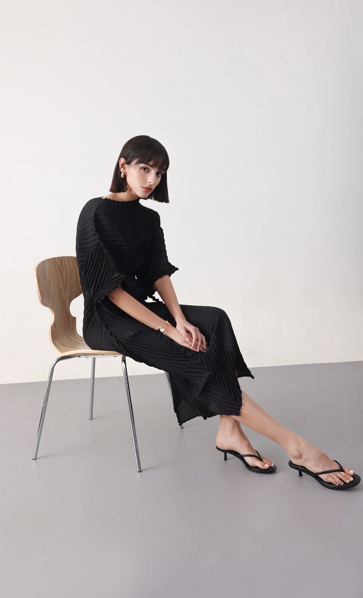 Diagonal pleated dress_black