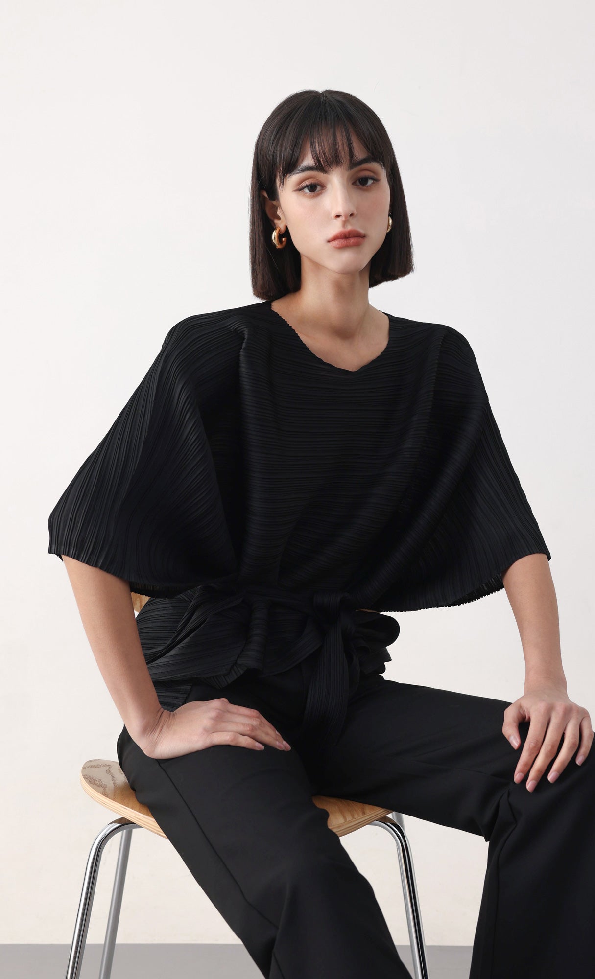 Tria pleated blouse & strap set_black