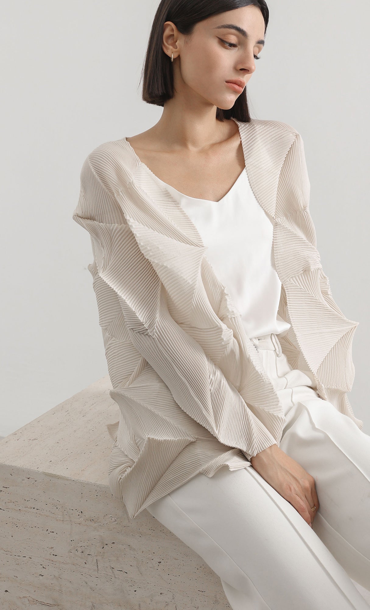 geo pleated jacket cardigan_beige