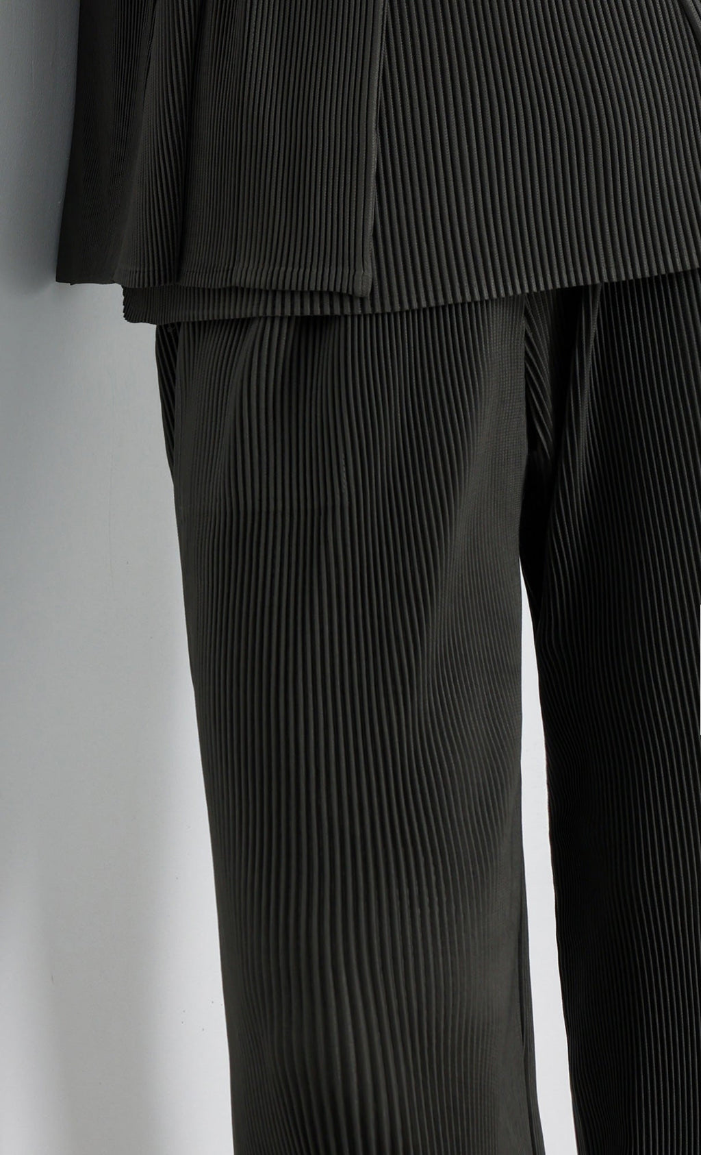 Essential Pleated Pants_Khaki