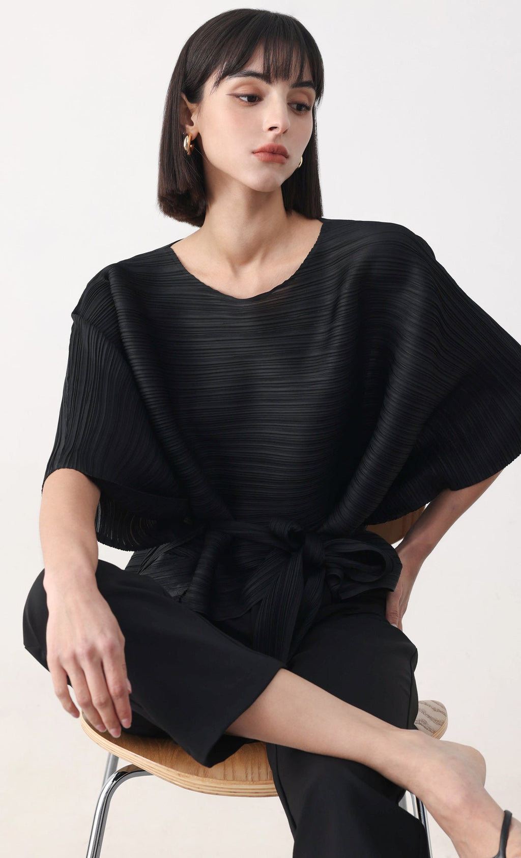 Tria pleated blouse & strap set_black