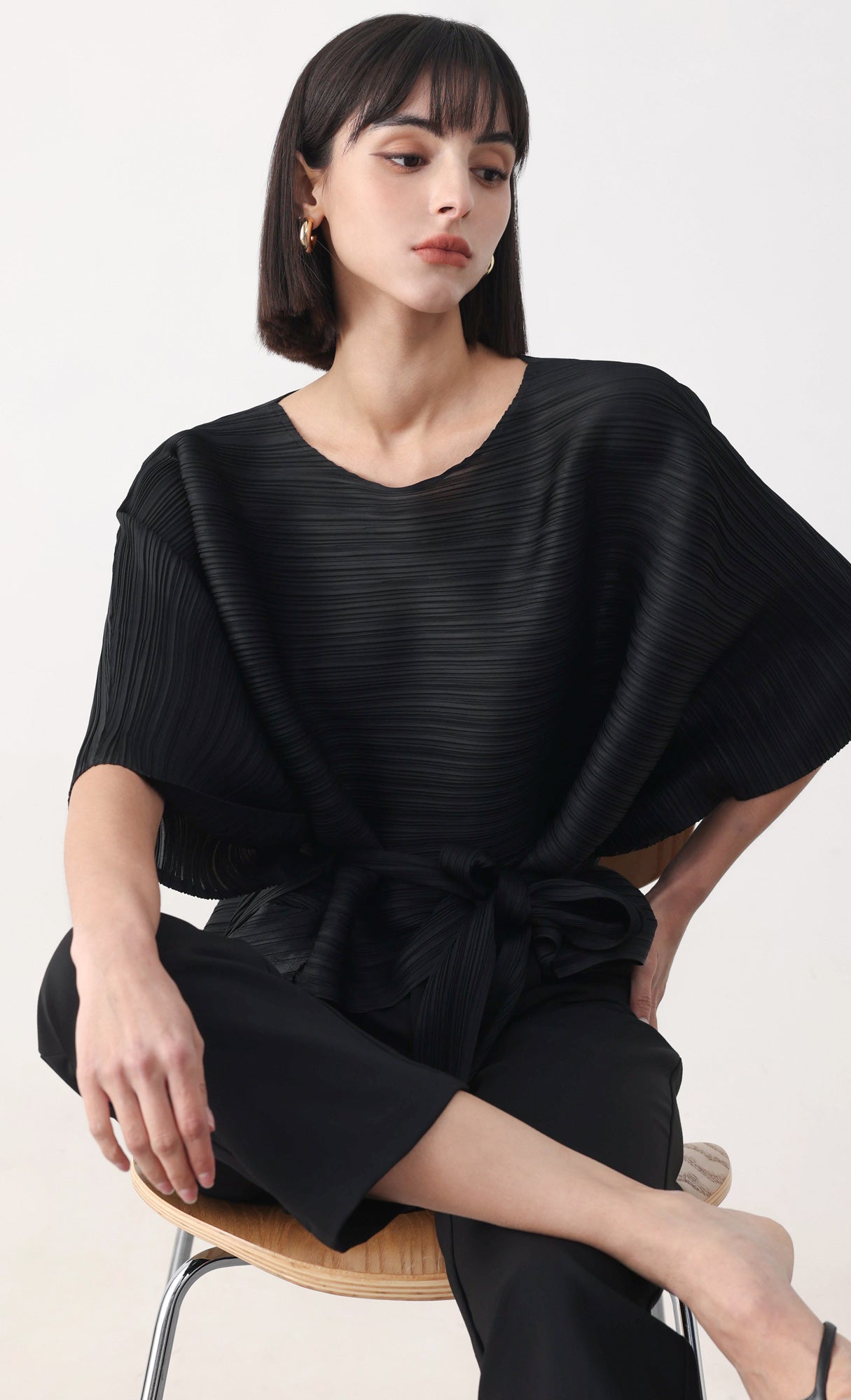 Tria pleated blouse & strap set_black